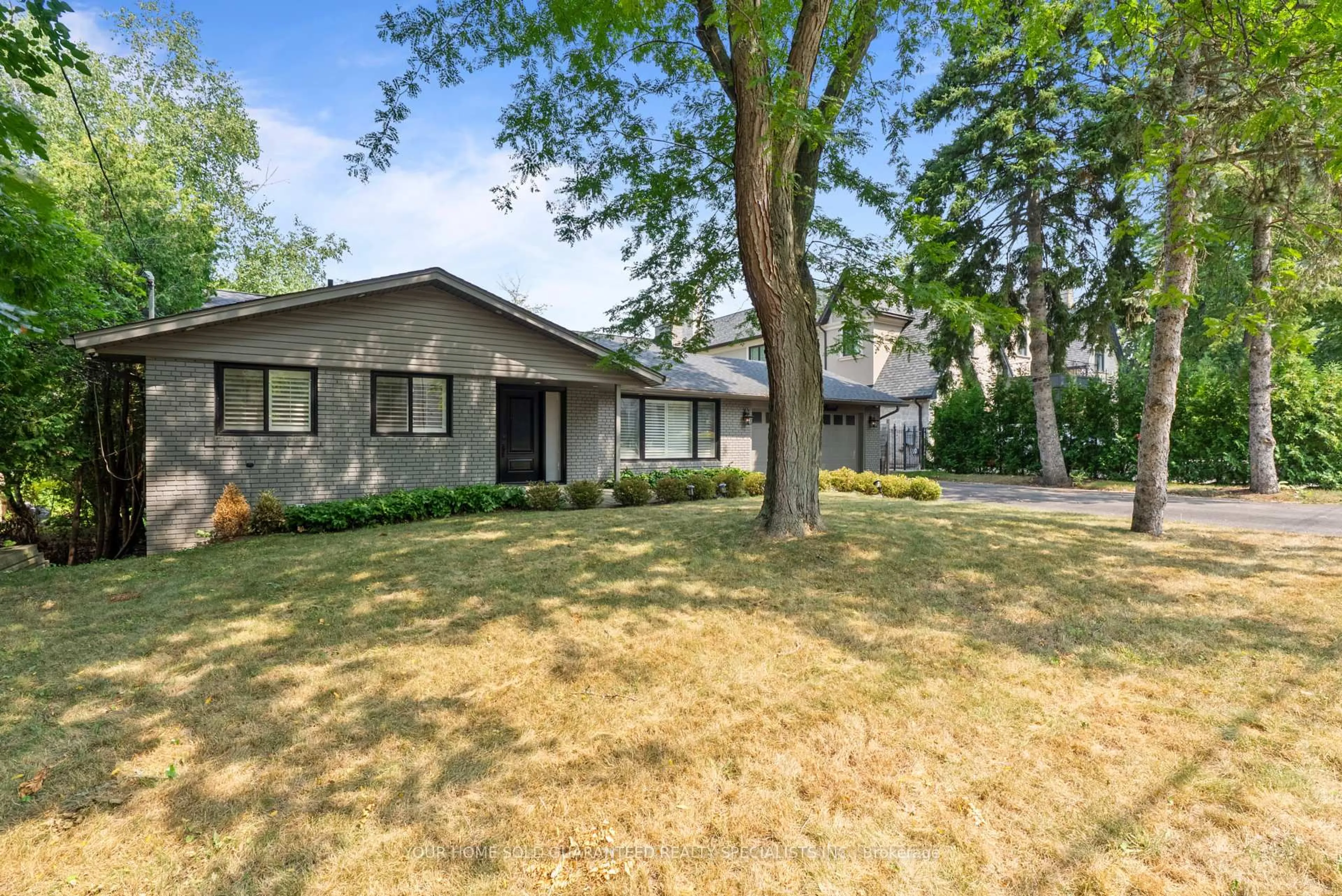 Unknown for 1235 Indian Rd, Mississauga Ontario L5H 1R8