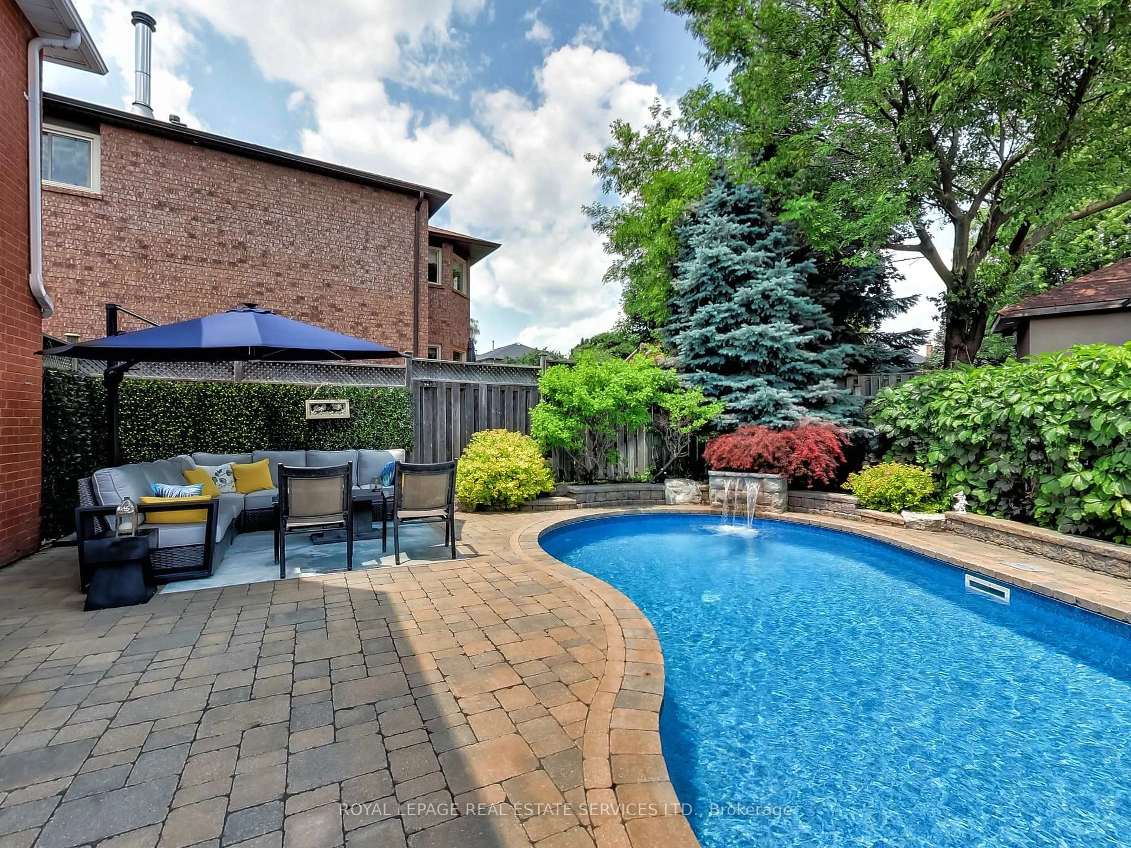 Patio, street for 3506 Pintail Circ, Mississauga Ontario L5N 6C7