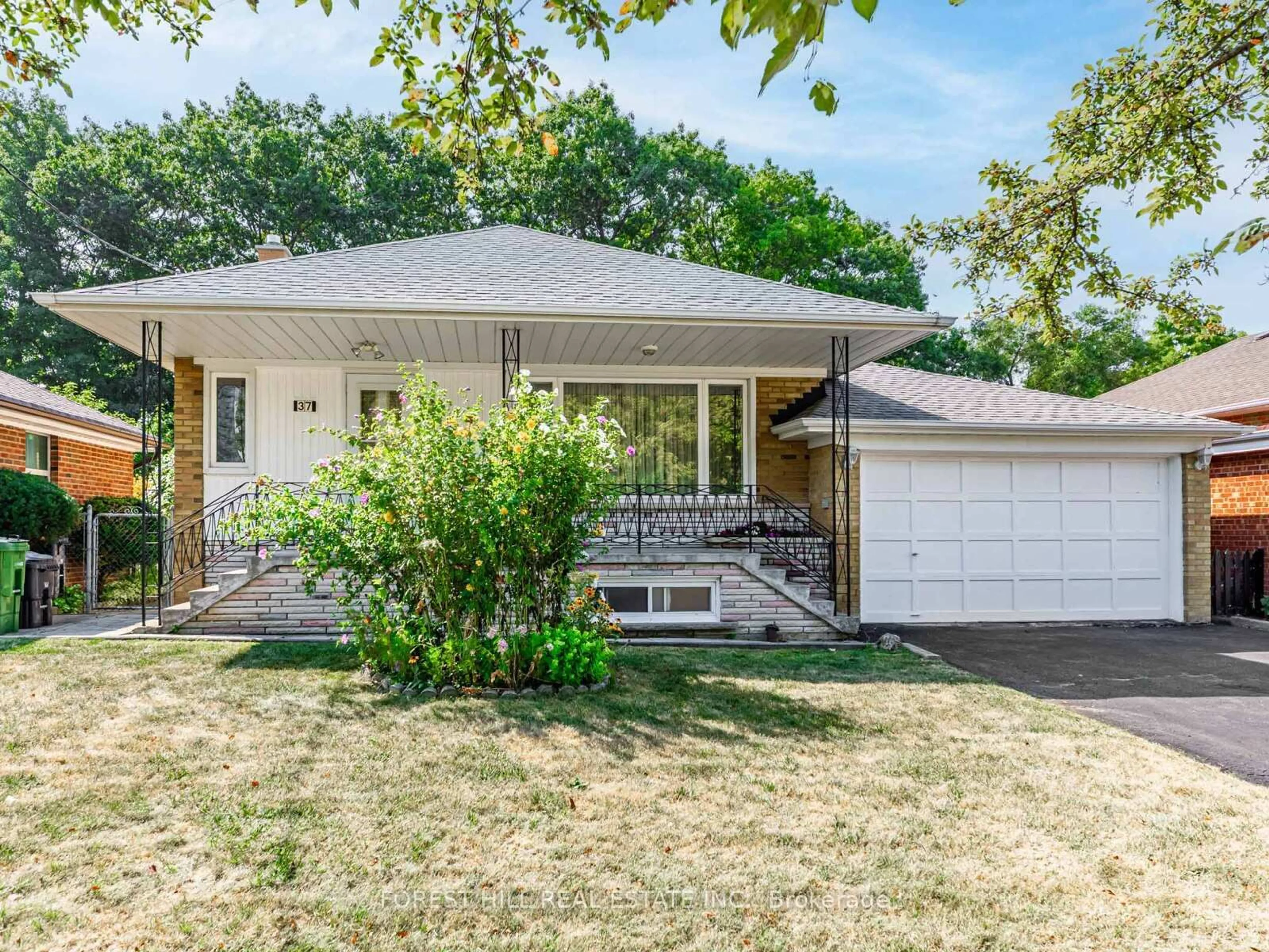 Home with vinyl exterior material, street for 37 George Anderson Dr, Toronto Ontario M6M 2Y7