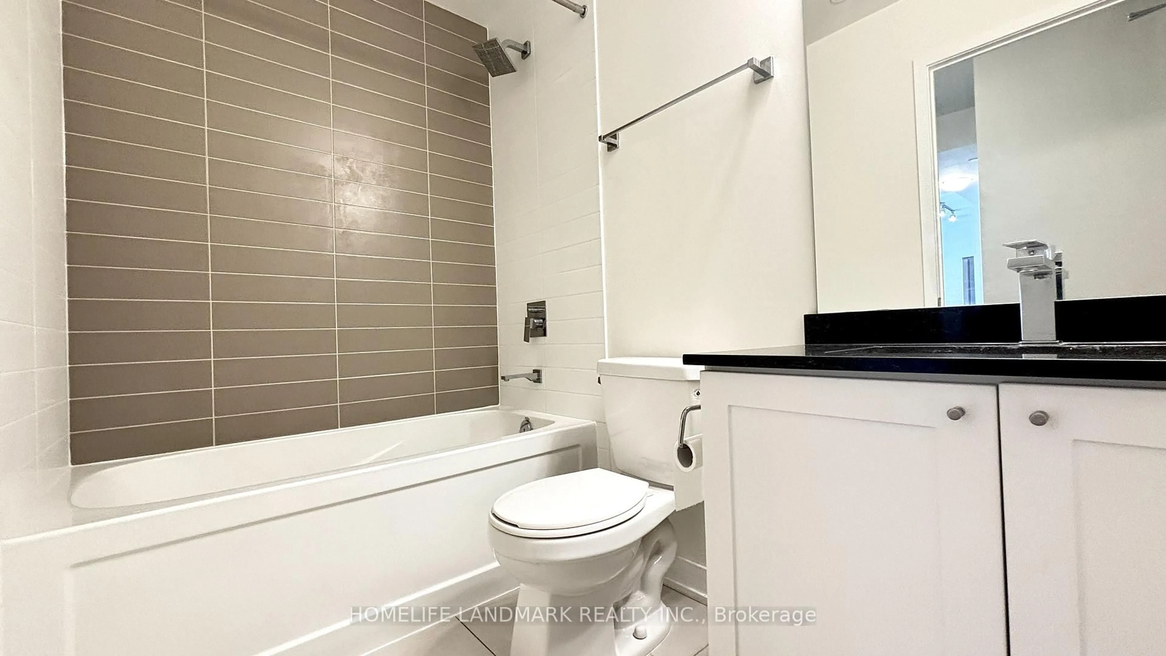 Standard bathroom, ceramic/tile floor for 4011 Brickstone Mews #2502, Mississauga Ontario L5B 0J7