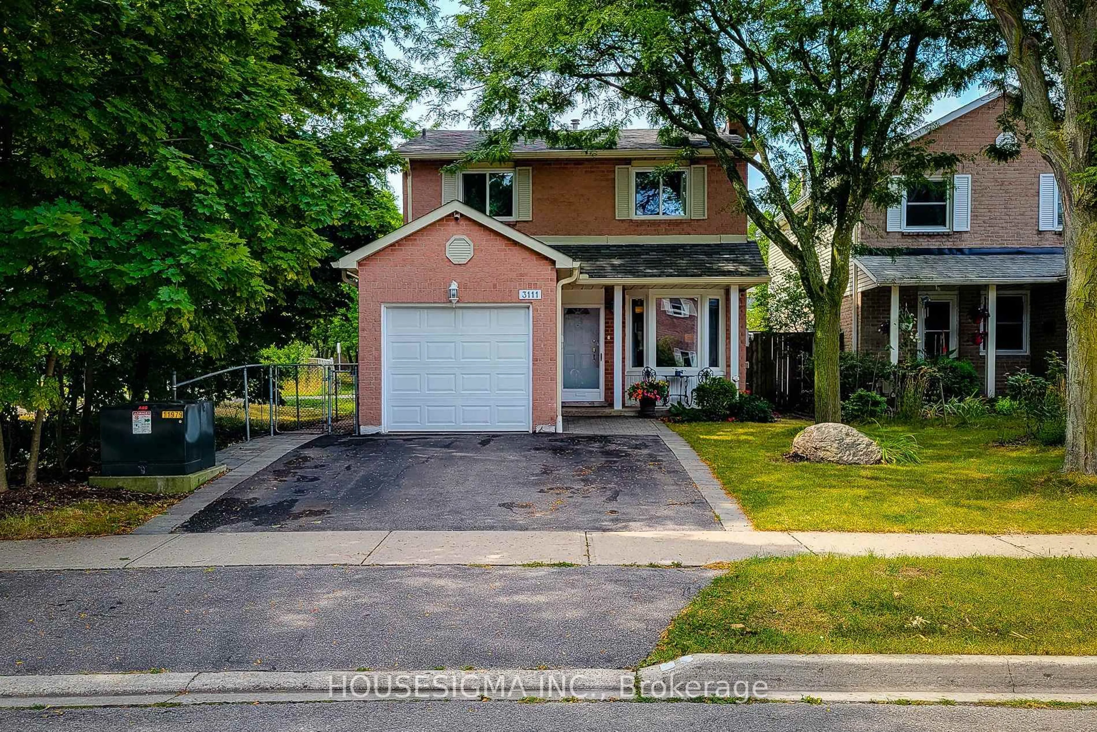 Home with brick exterior material, street for 3111 Cantelon Cres, Mississauga Ontario L5N 3J7