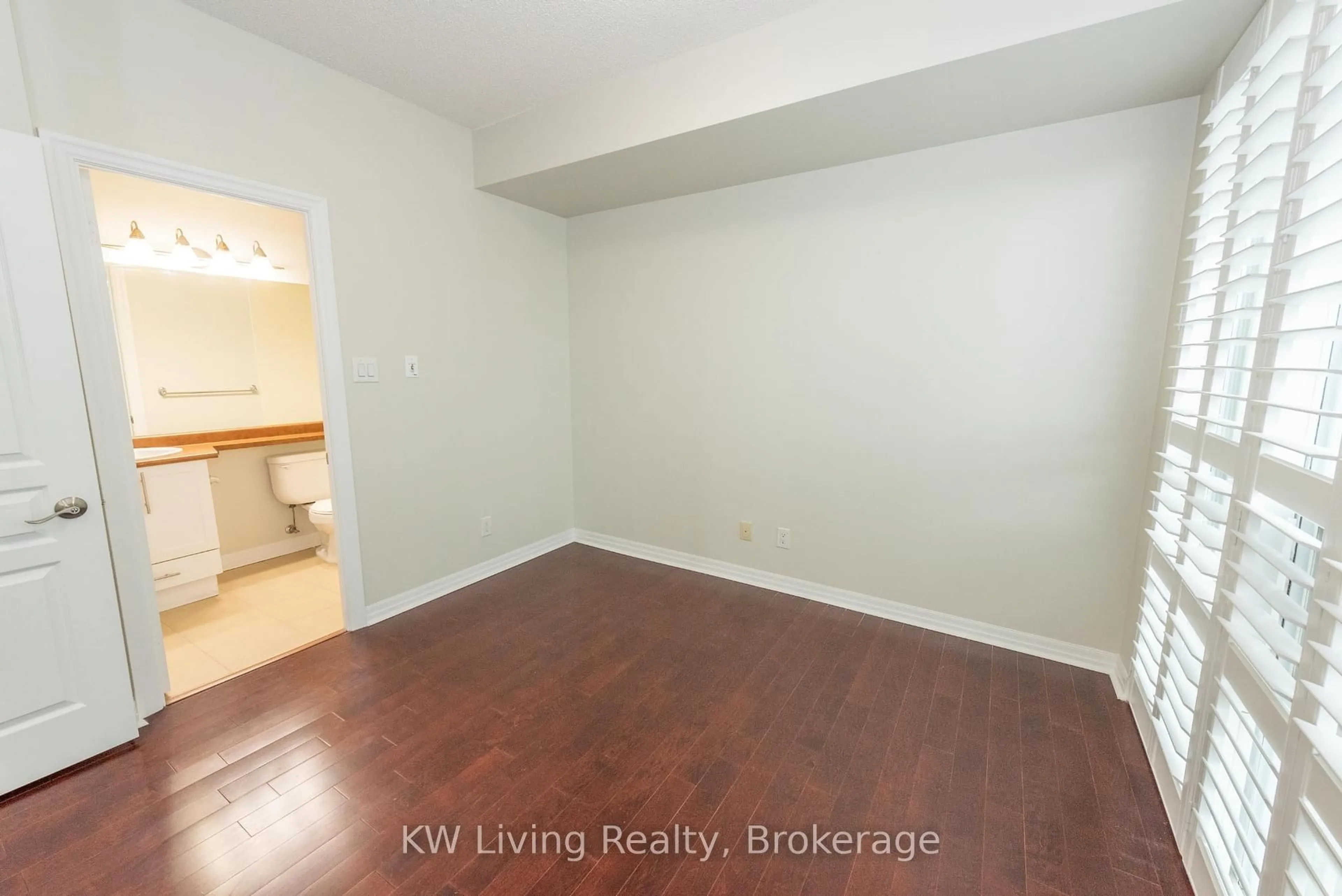 A pic of a room for 3515 Kariya Dr #1502, Mississauga Ontario L5B 0C1