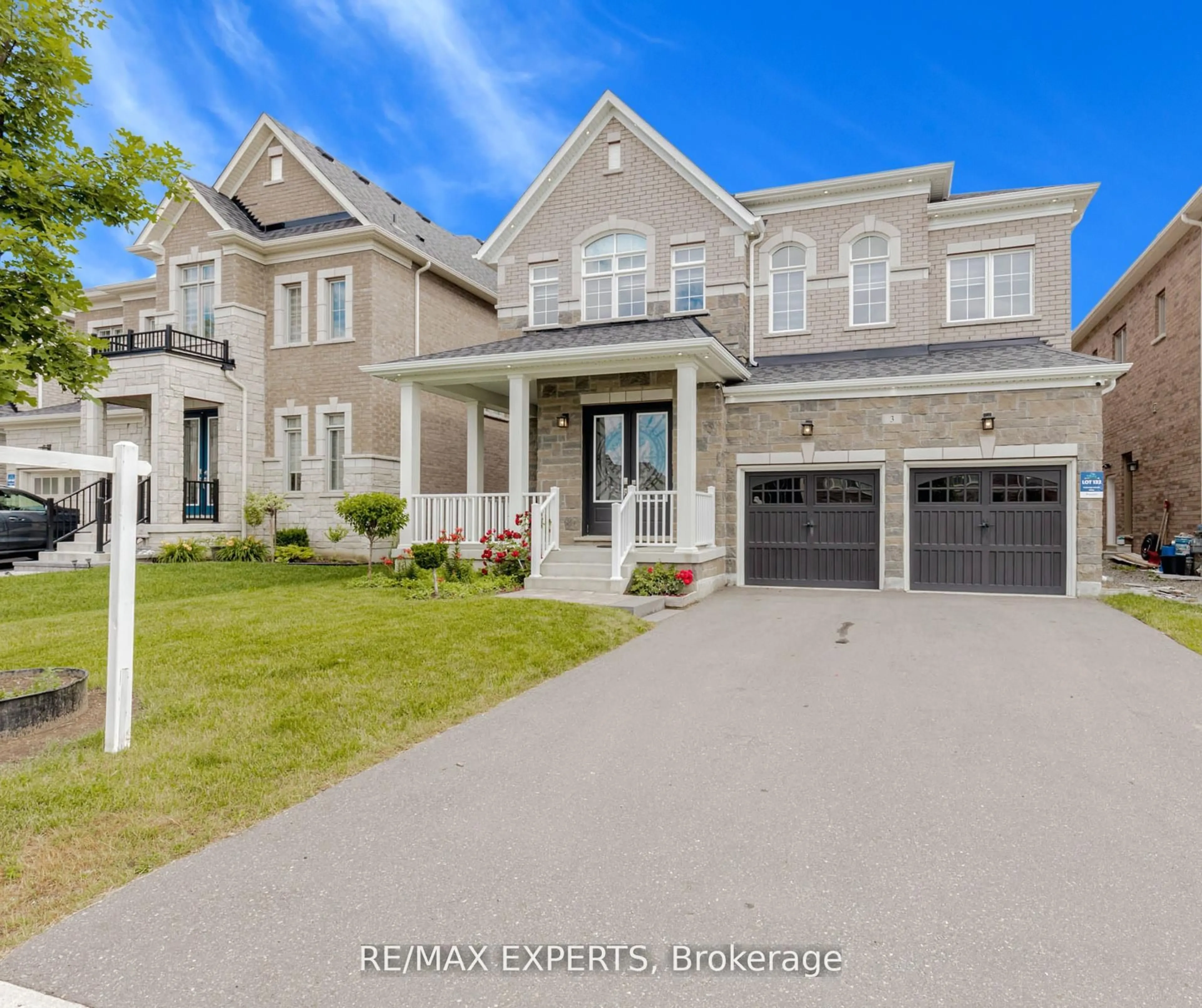 Home with vinyl exterior material, street for 3 Richard Oxtoby Rd, Caledon Ontario L7C 4G2