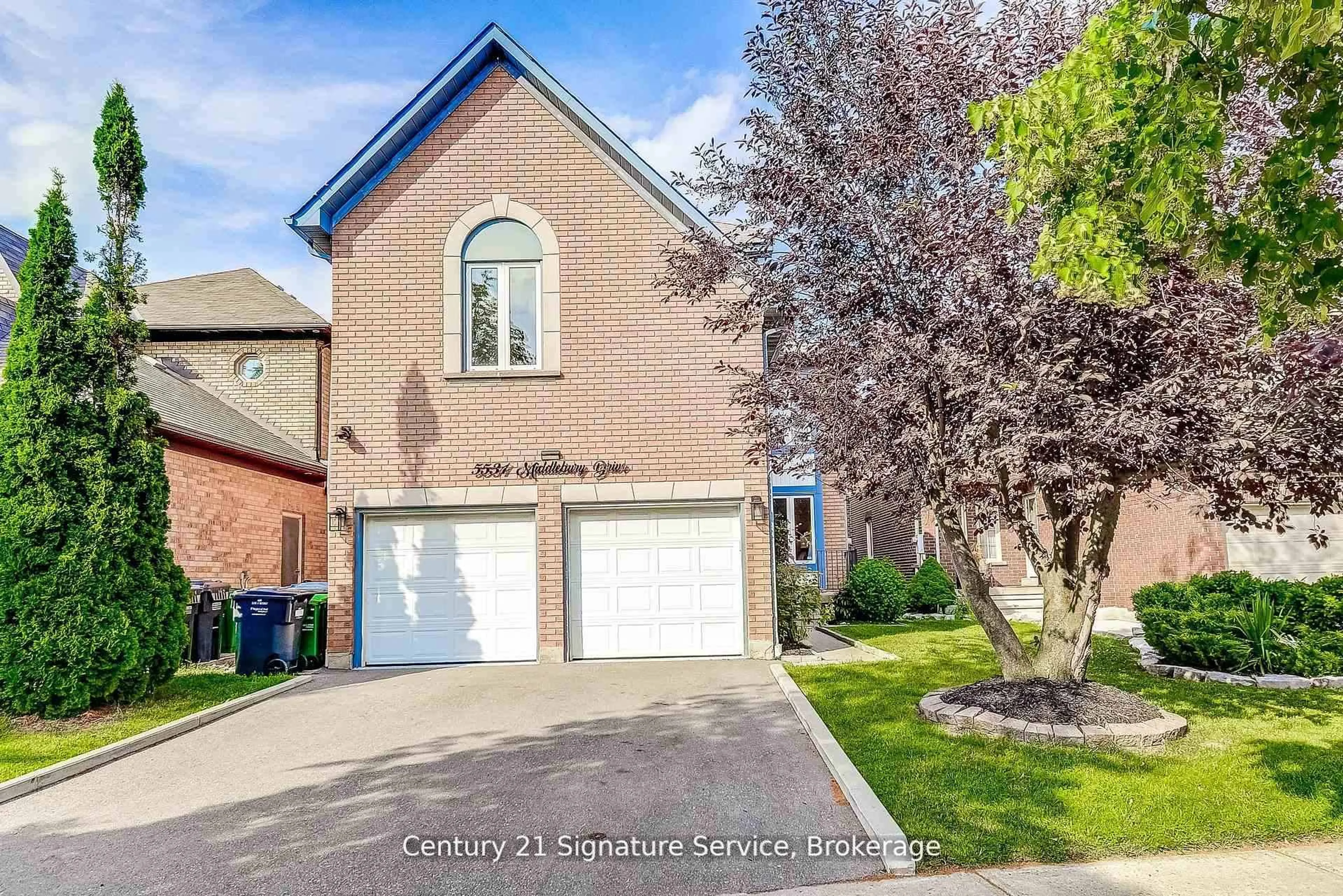 Home with brick exterior material, street for 5531 Middlebury Dr, Mississauga Ontario L5M 5G7