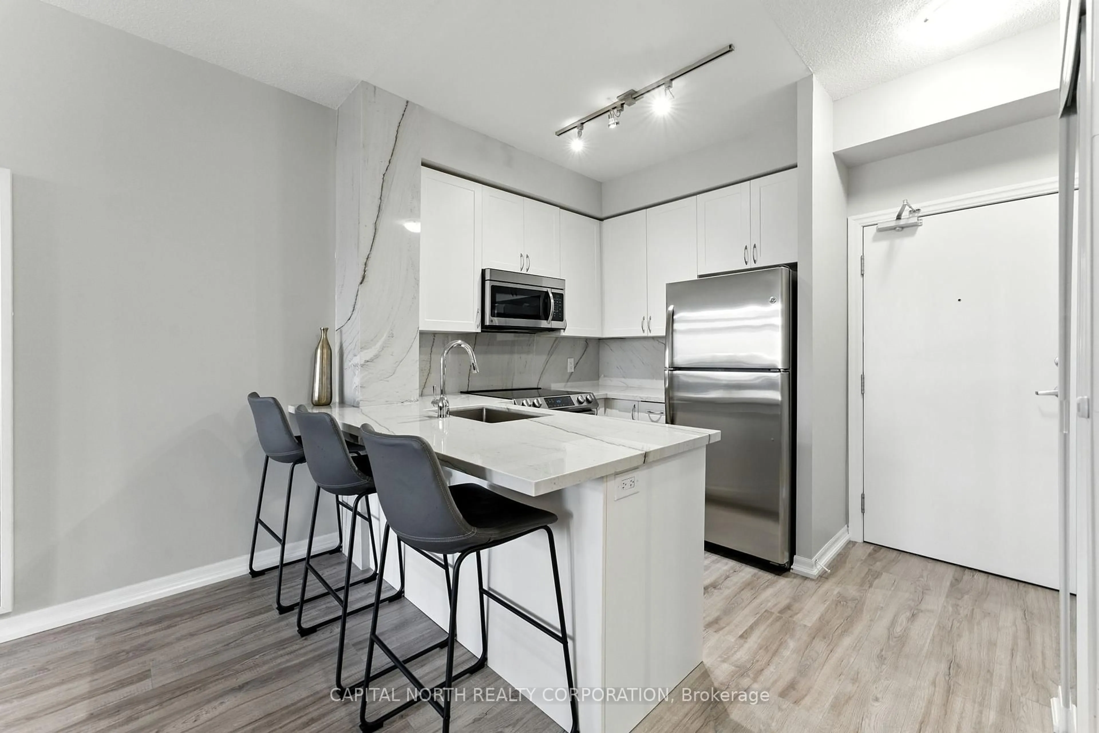 Unknown for 1940 Ironstone Dr #213, Burlington Ontario L7L 0G5