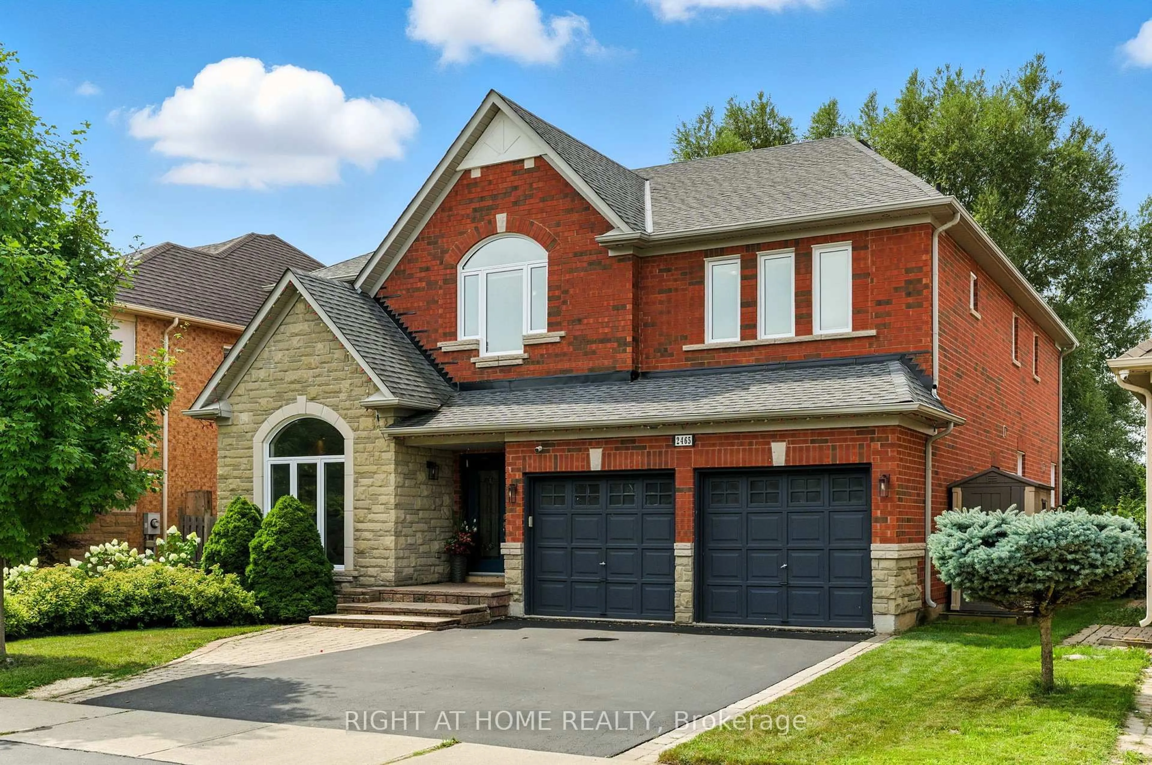Home with brick exterior material, street for 2465 Whistling Springs Cres, Oakville Ontario L6M 5G4