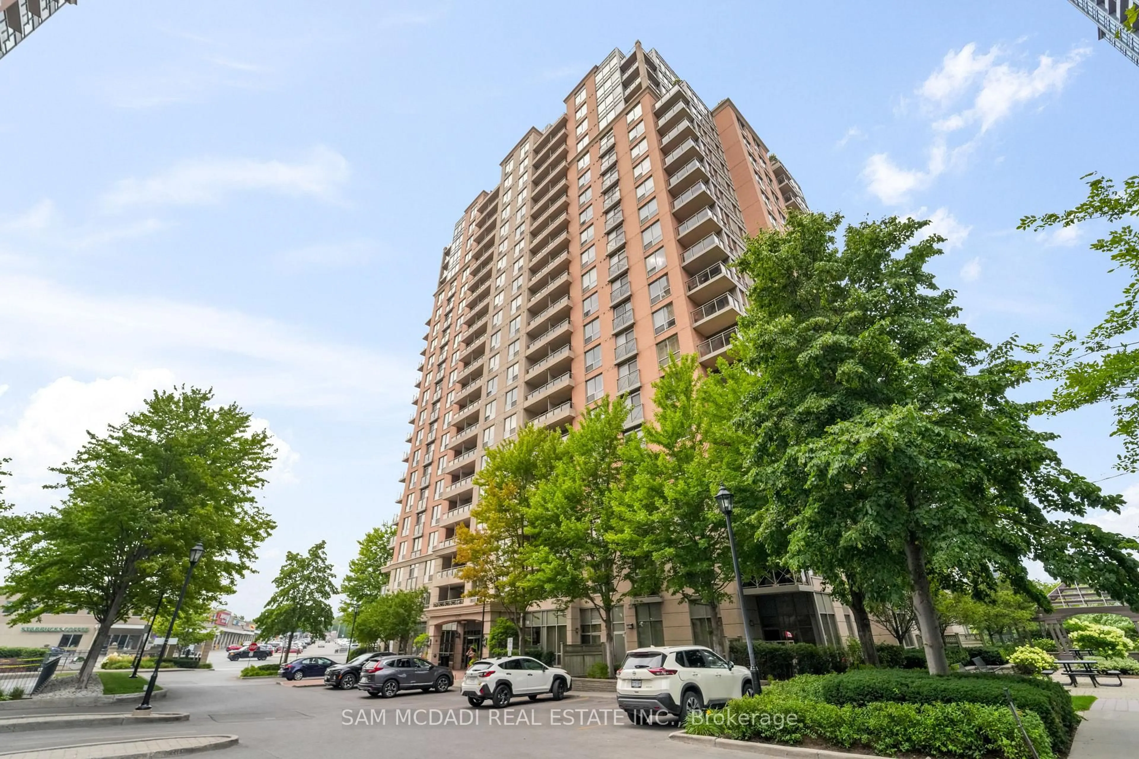 Unknown for 5229 Dundas St #2002, Toronto Ontario M9B 6L9