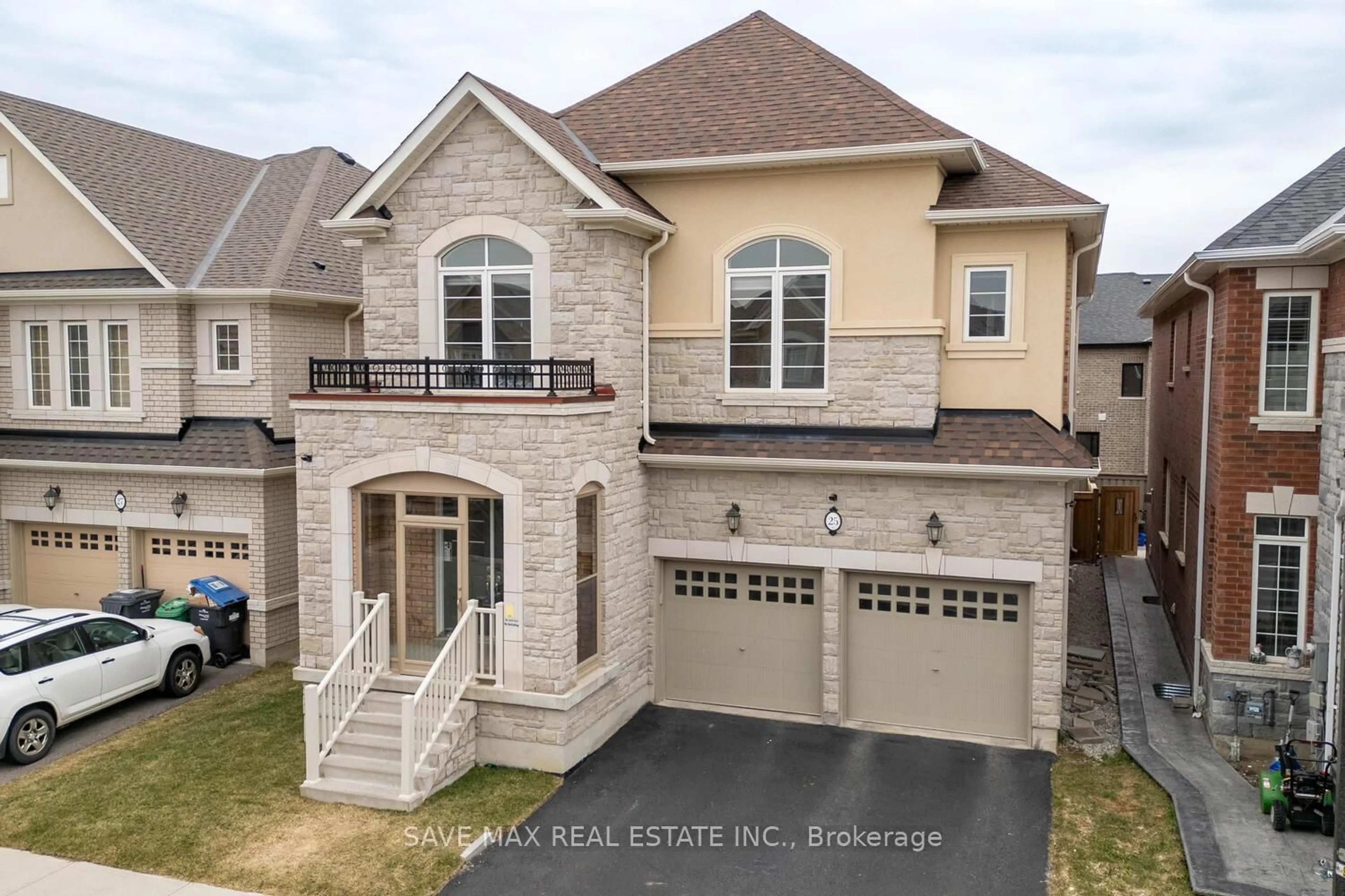 Unknown for 25 Fann Dr, Brampton Ontario L7A 4L4
