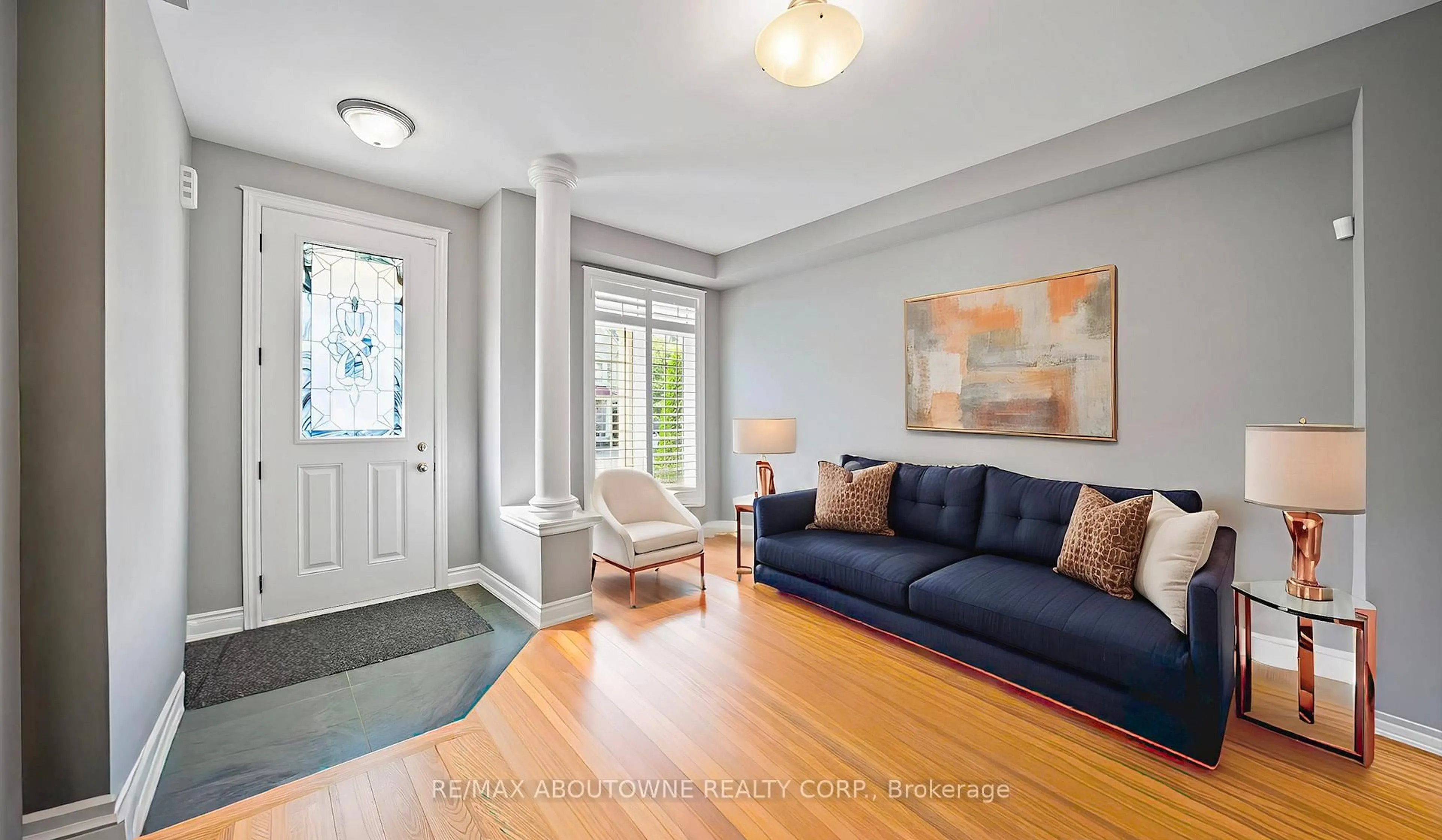 Living room with furniture, unknown for 548 Terrace Way, Oakville Ontario L6M 1N6