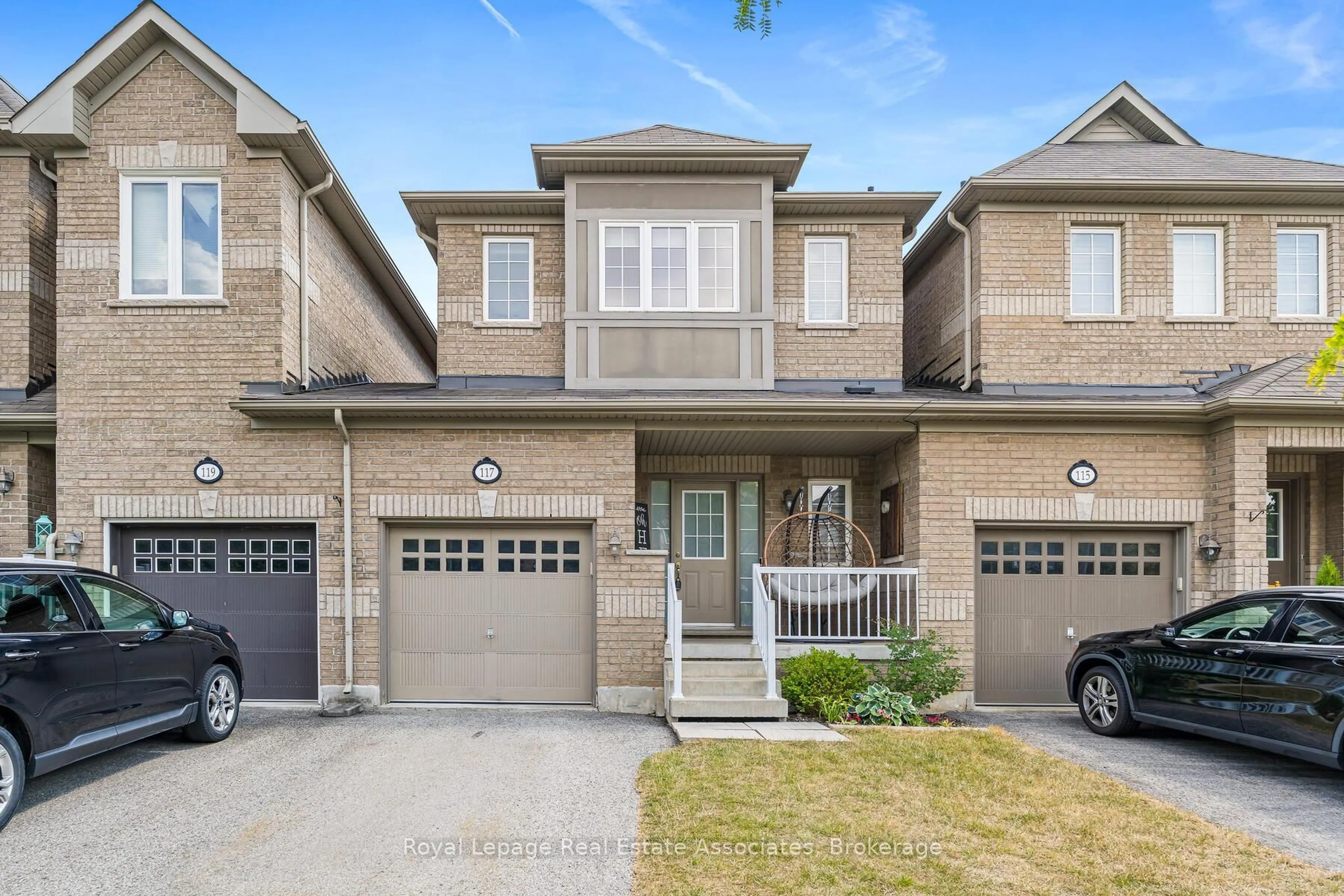 Home with brick exterior material, street for 117 Niagara Tr, Halton Hills Ontario L7G 0A6
