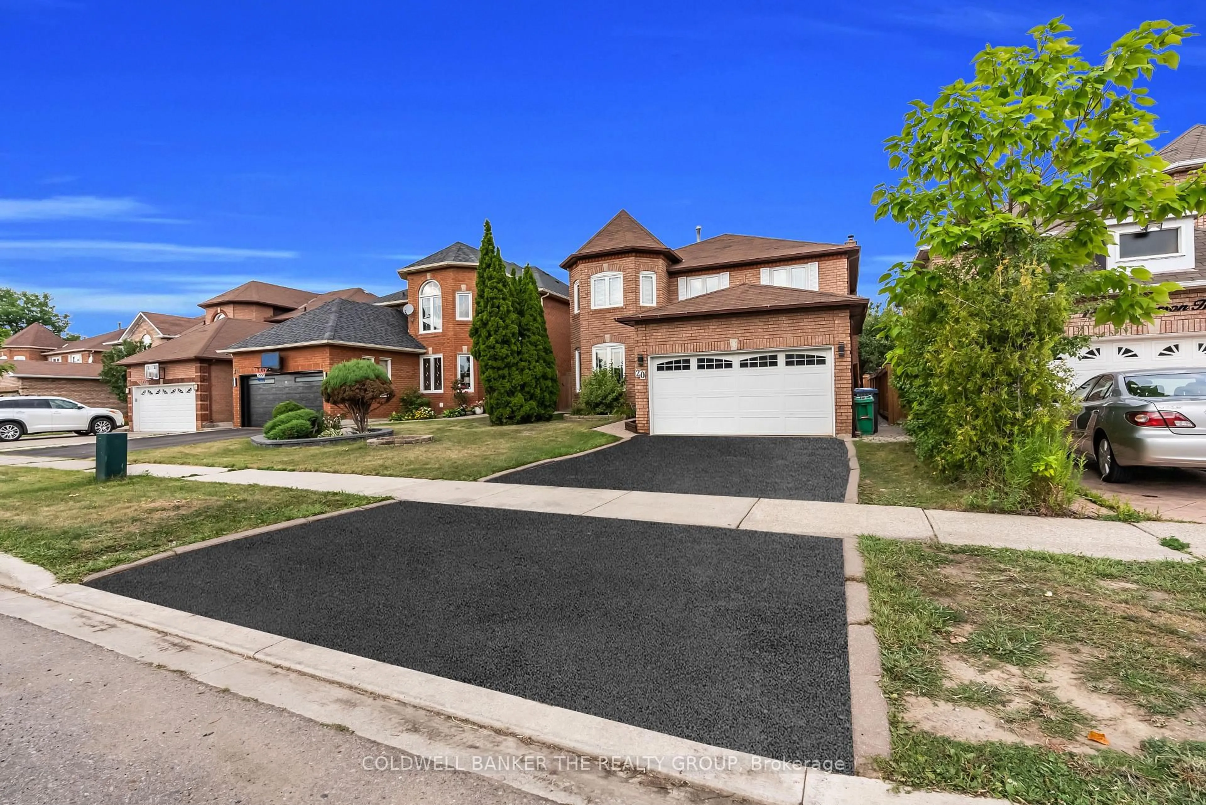 Unknown for 20 Halldorson Tr, Brampton Ontario L6W 4M3
