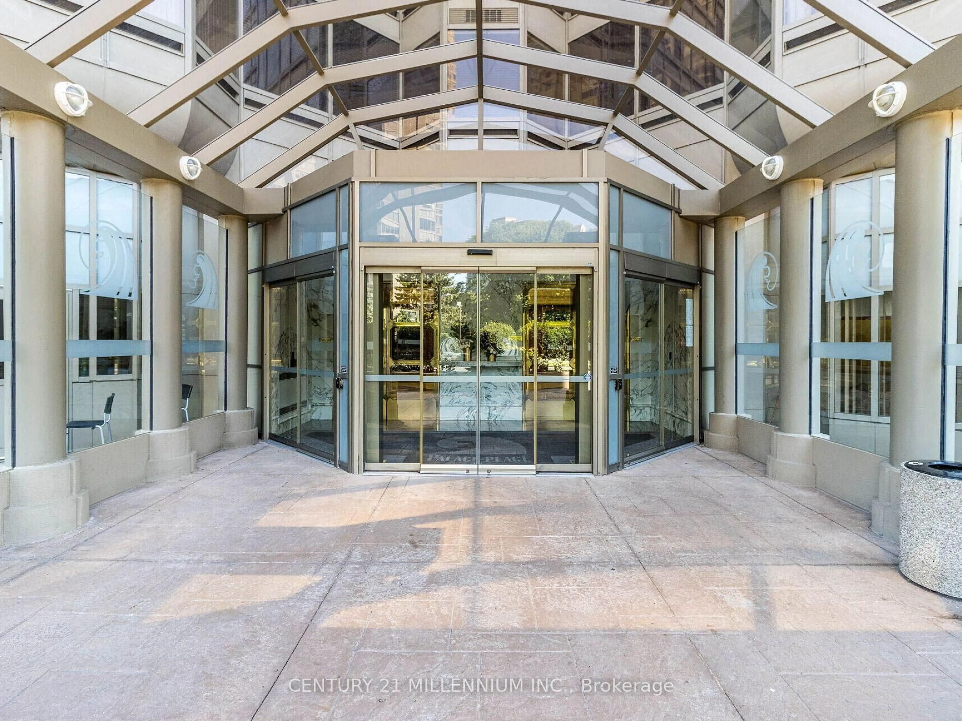 Indoor foyer for 1 Palace Pier Crt #603, Toronto Ontario M8V 3W9