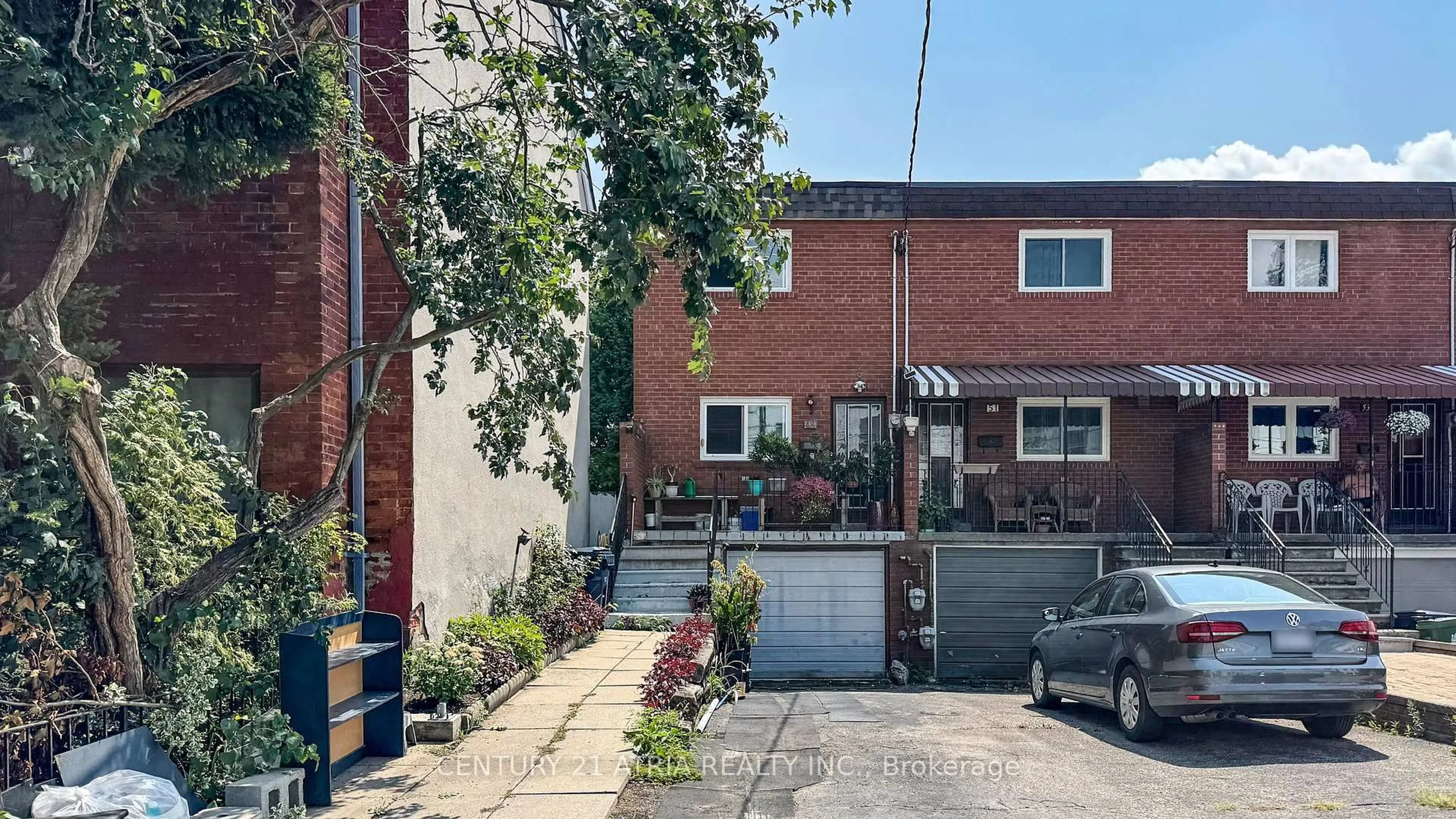 Unknown for 49 Noble St, Toronto Ontario M6K 2C7