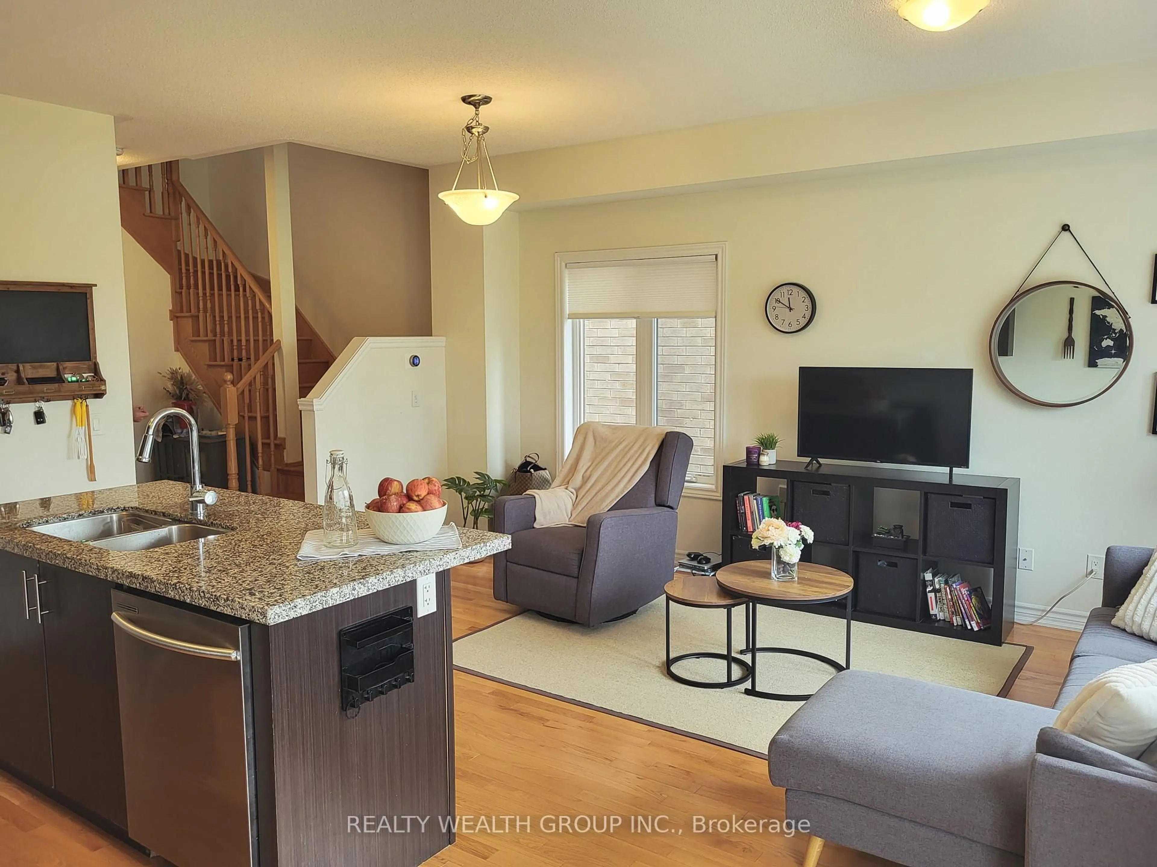 Open concept kitchen, unknown for 3060 Cascade Common, Oakville Ontario L6H 0R8