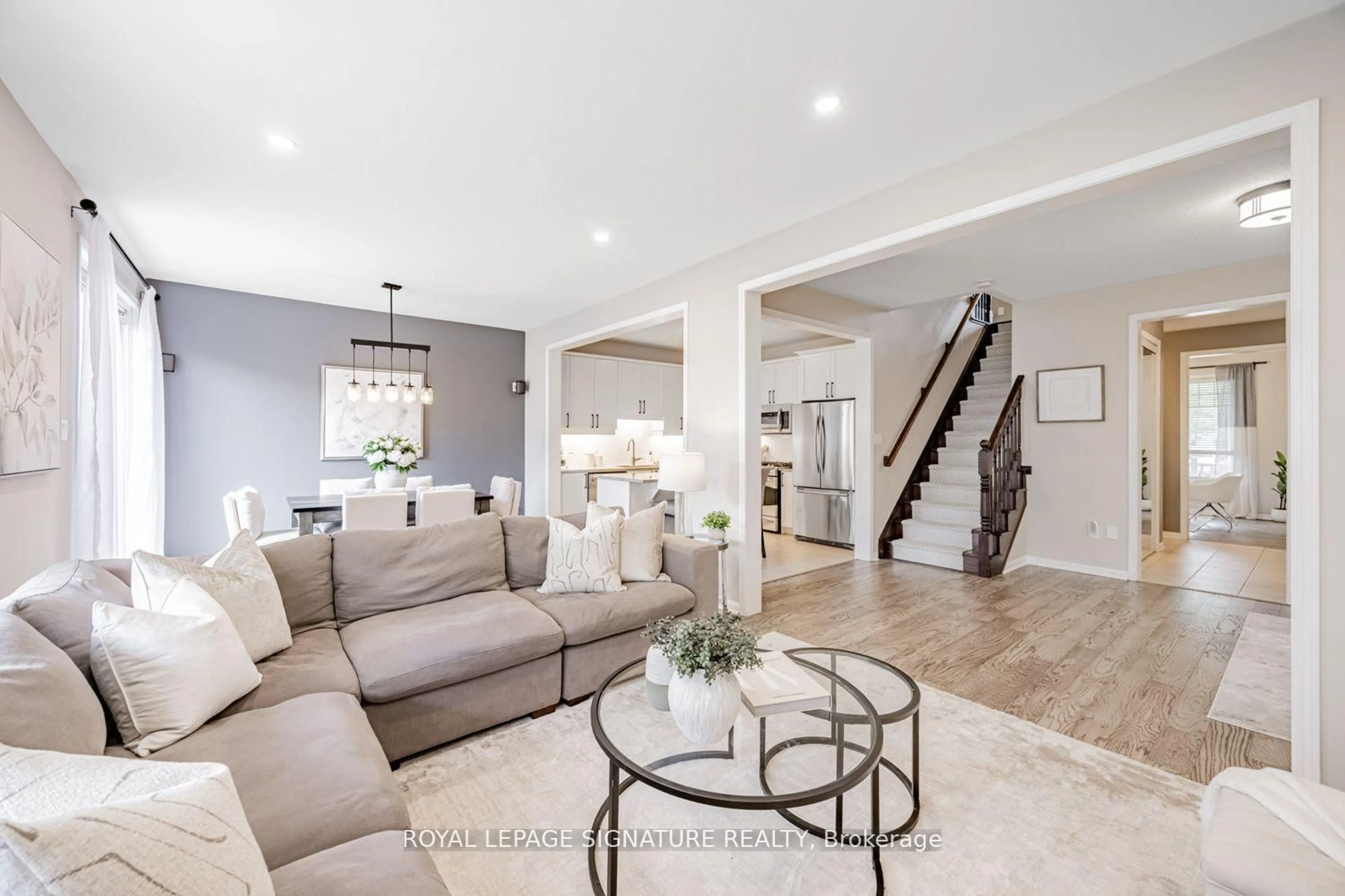 Living room with furniture, unknown for 439 Zuest Cres, Milton Ontario L9T 8E7
