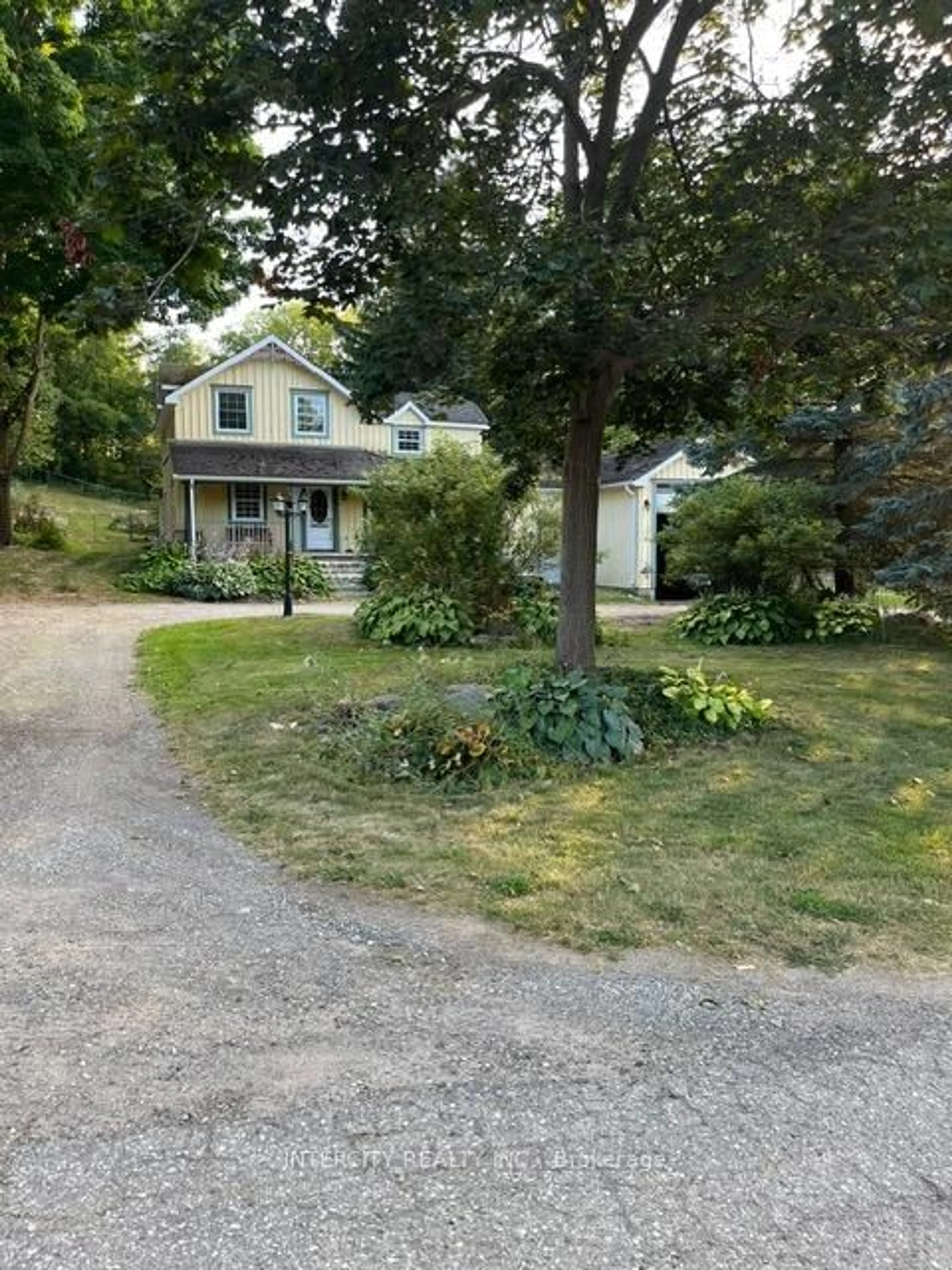A pic from outside/outdoor area/front of a property/back of a property/a pic from drone, street for 19774 Airport Rd, Caledon Ontario L7K 0A3