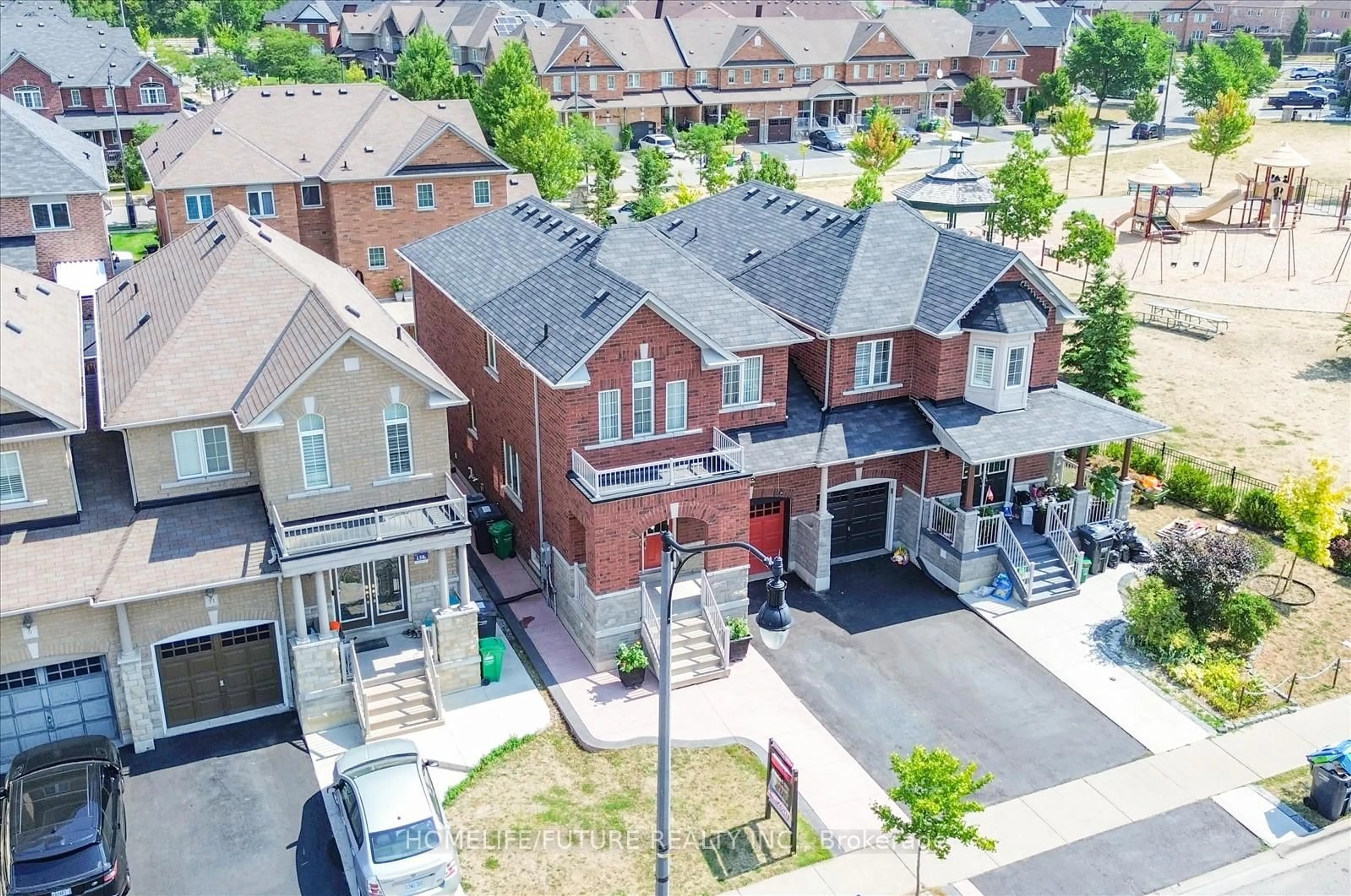 A pic from outside/outdoor area/front of a property/back of a property/a pic from drone, street for 13 Oklahoma Dr, Brampton Ontario L6P 3L8