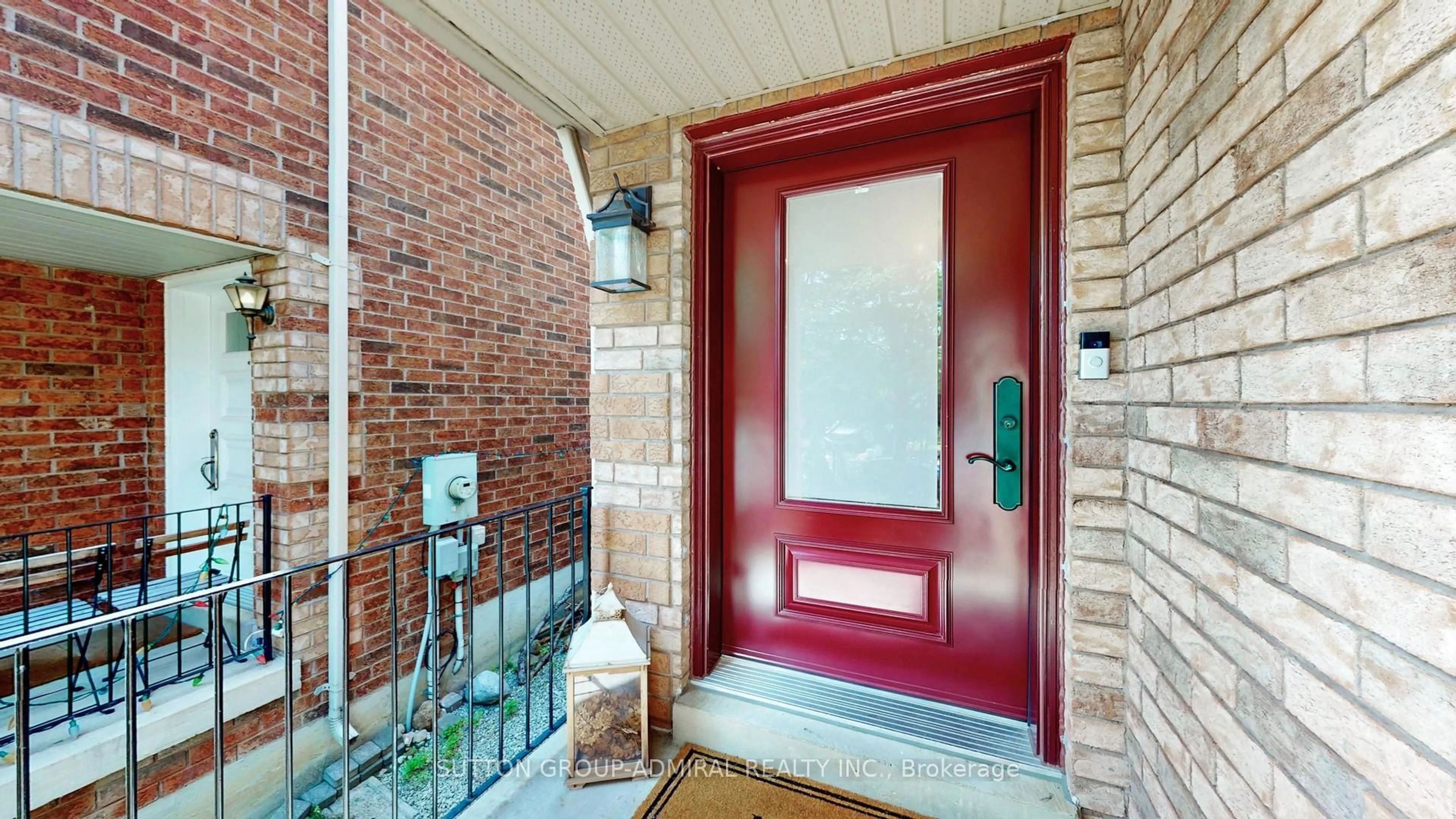 Indoor entryway for 8 Ewart St, Caledon Ontario L7E 2S9