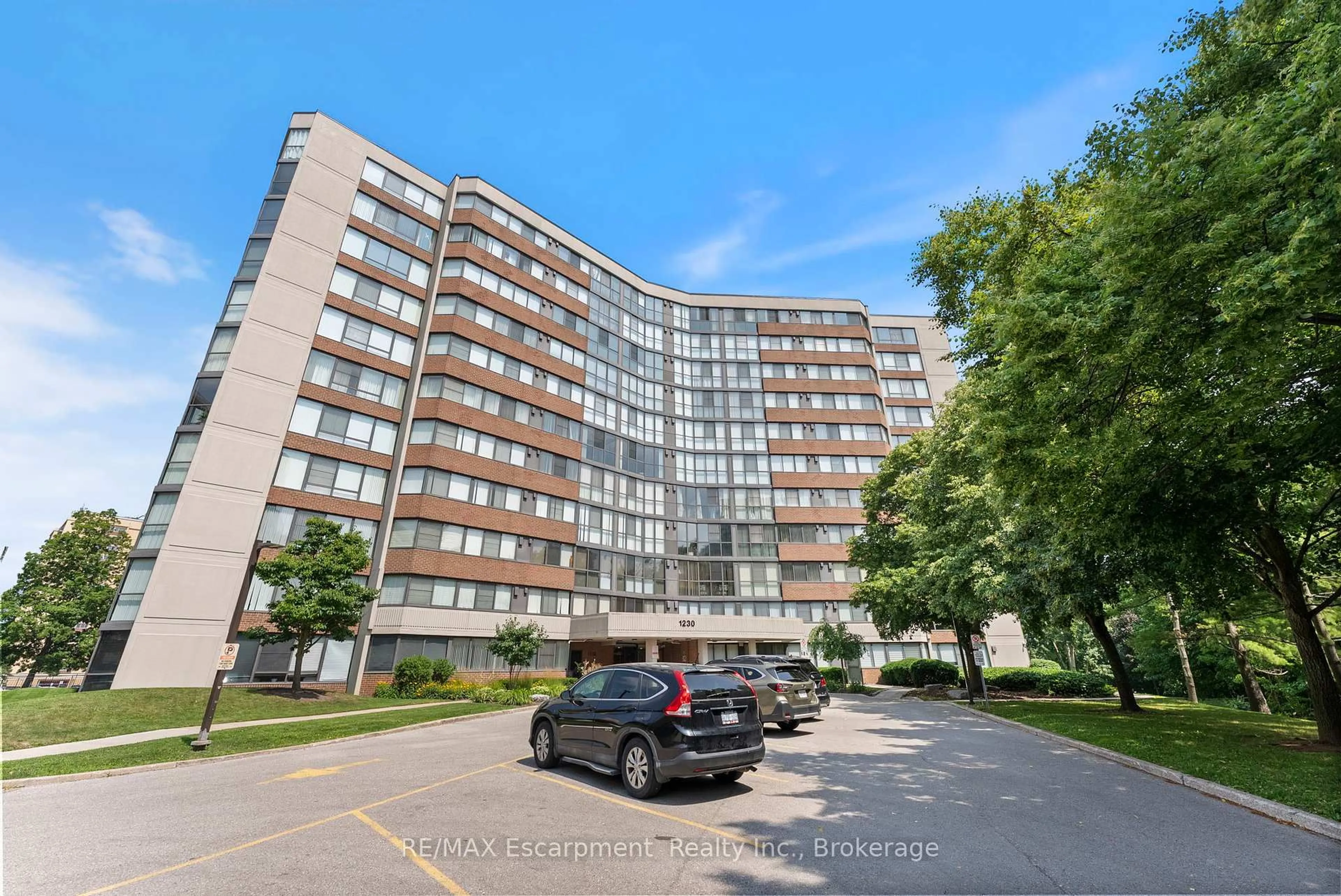 Unknown for 1230 Marlborough Crt #602, Oakville Ontario L6H 3K6