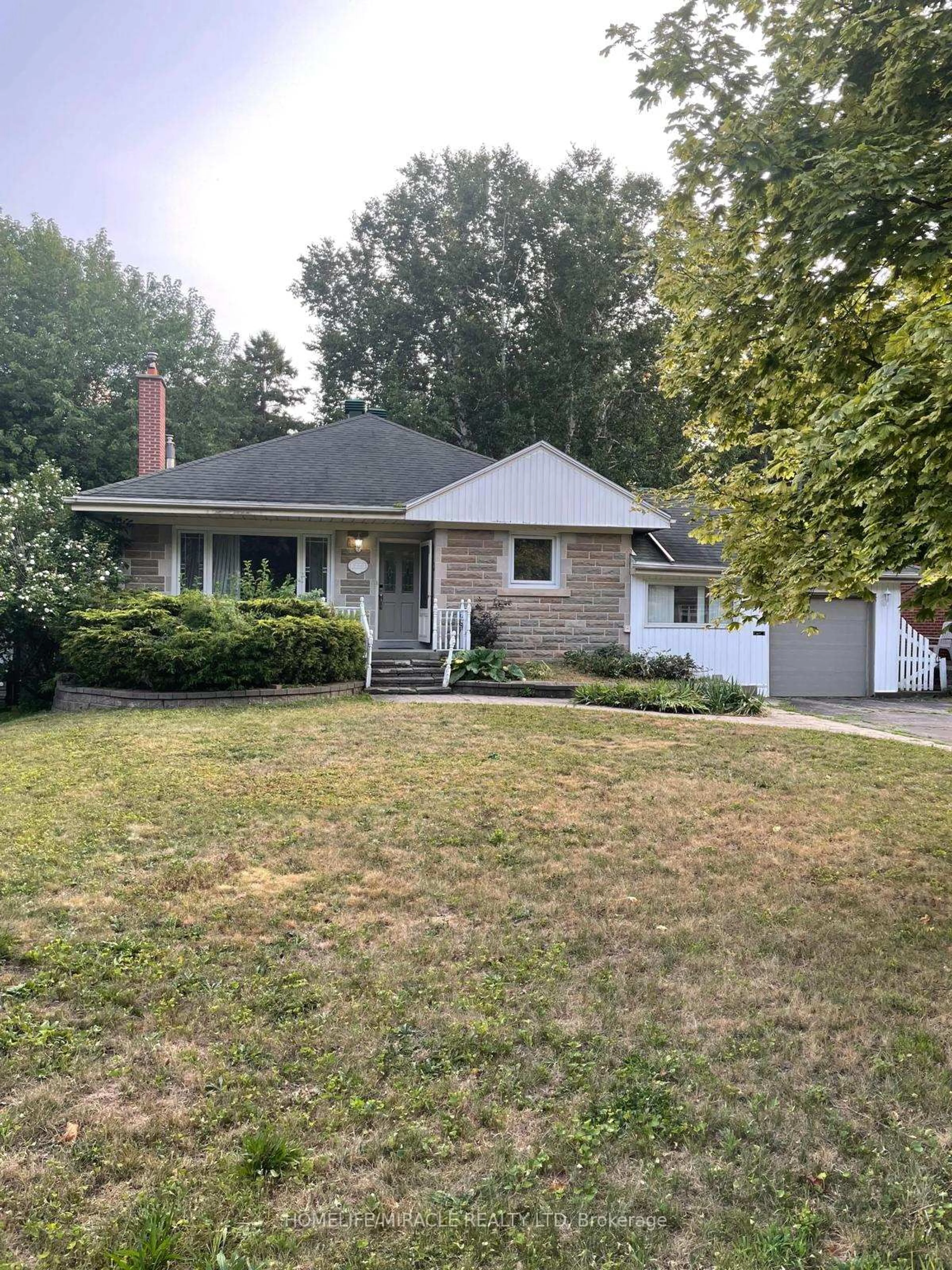 Unknown for 930 Long Dr, Burlington Ontario L7T 3K1