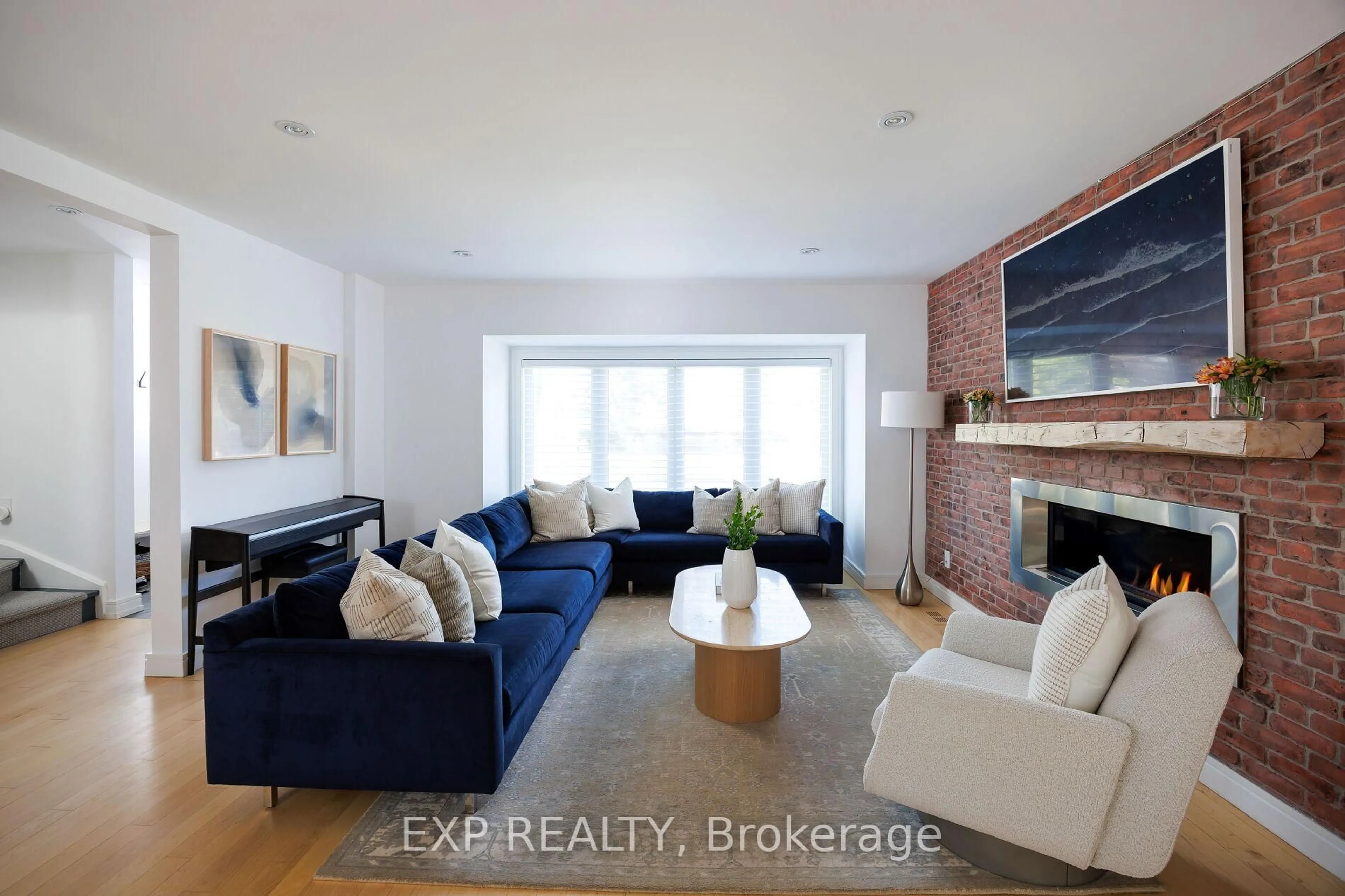 Living room with furniture, ceramic/tile floor for 870 Royal York Rd, Toronto Ontario M8Y 2V4