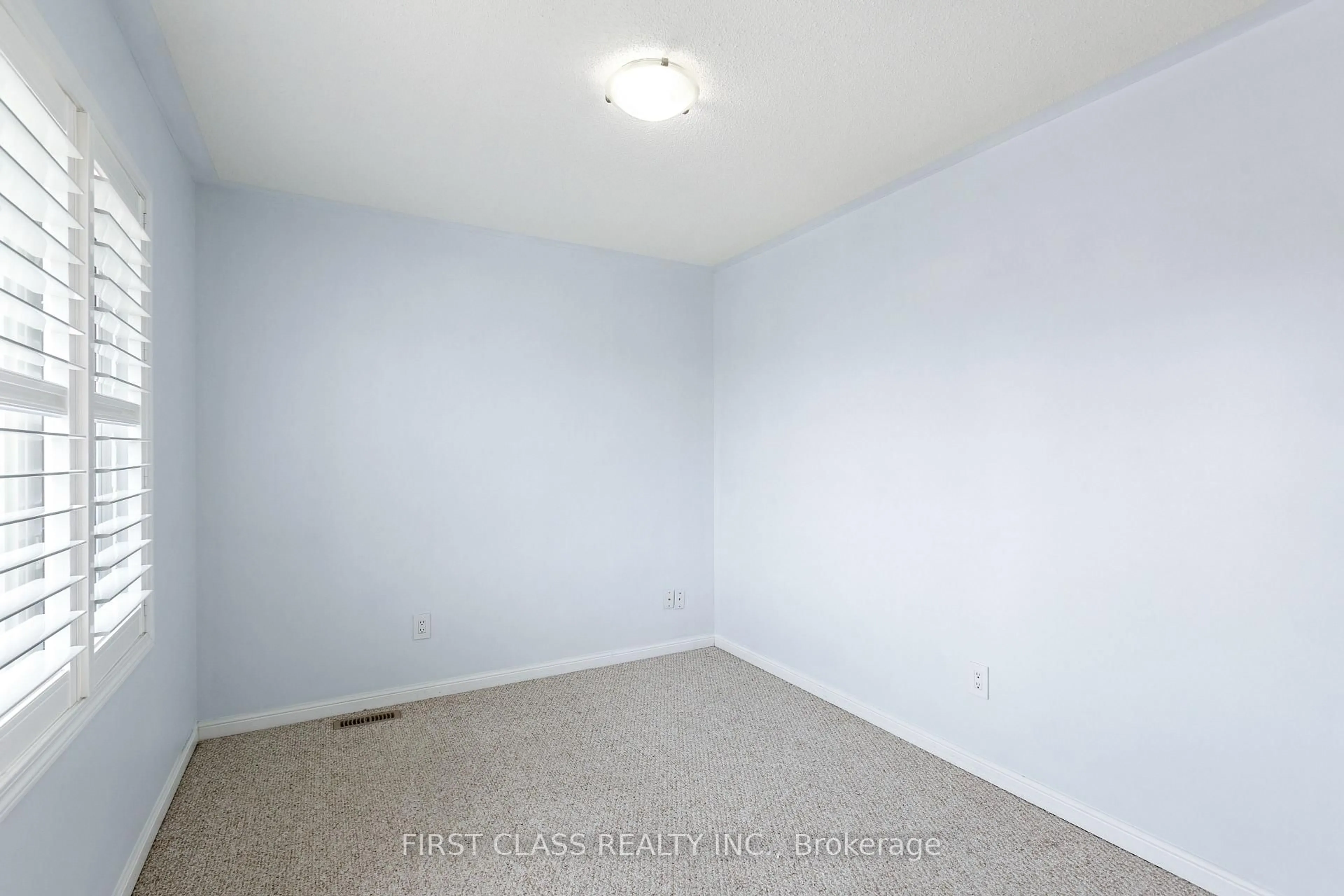 A pic of a room for 802 Yates Dr, Milton Ontario L9T 0E7