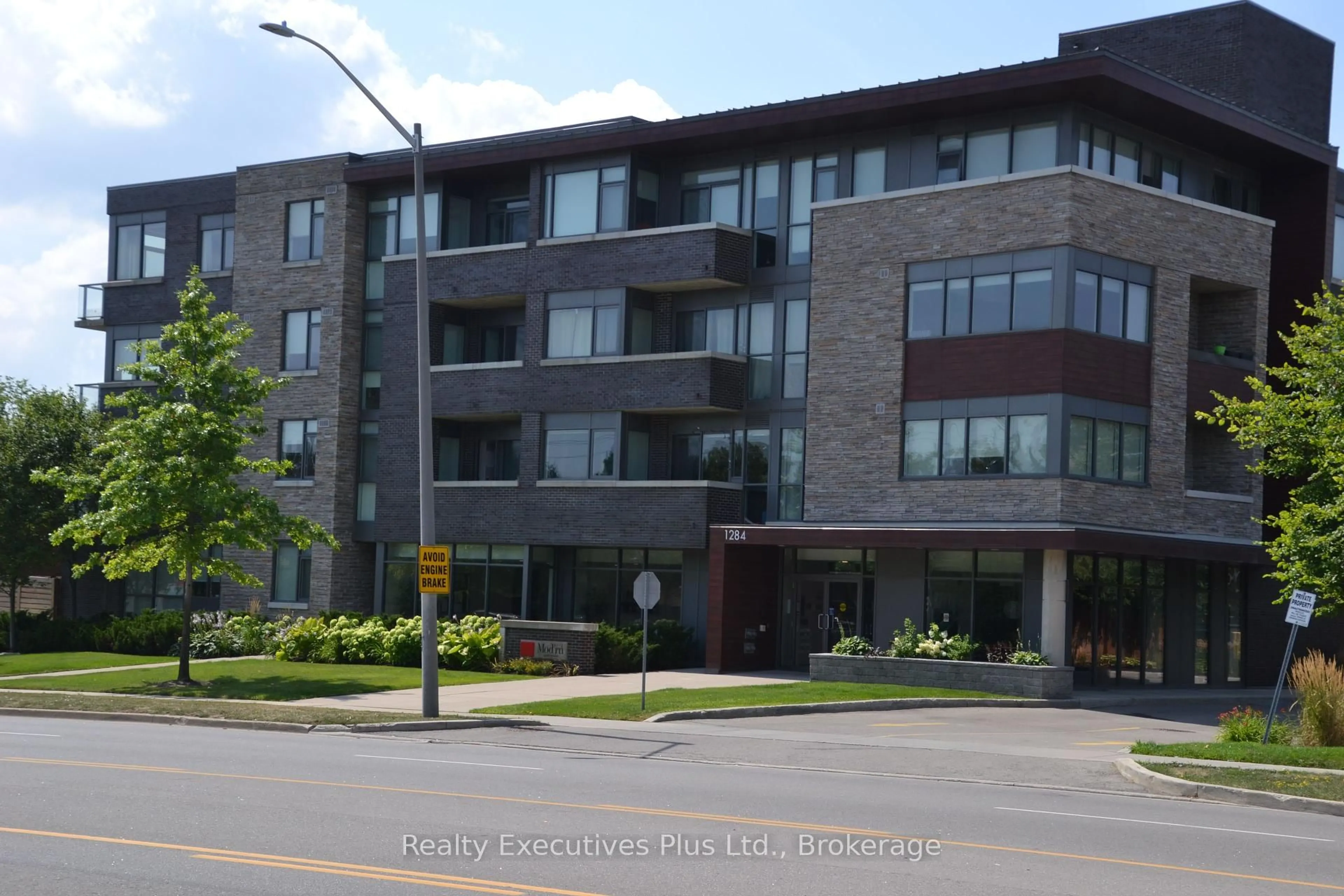 Unknown for 1284 Guelph Line #201, Burlington Ontario L7P 0T9