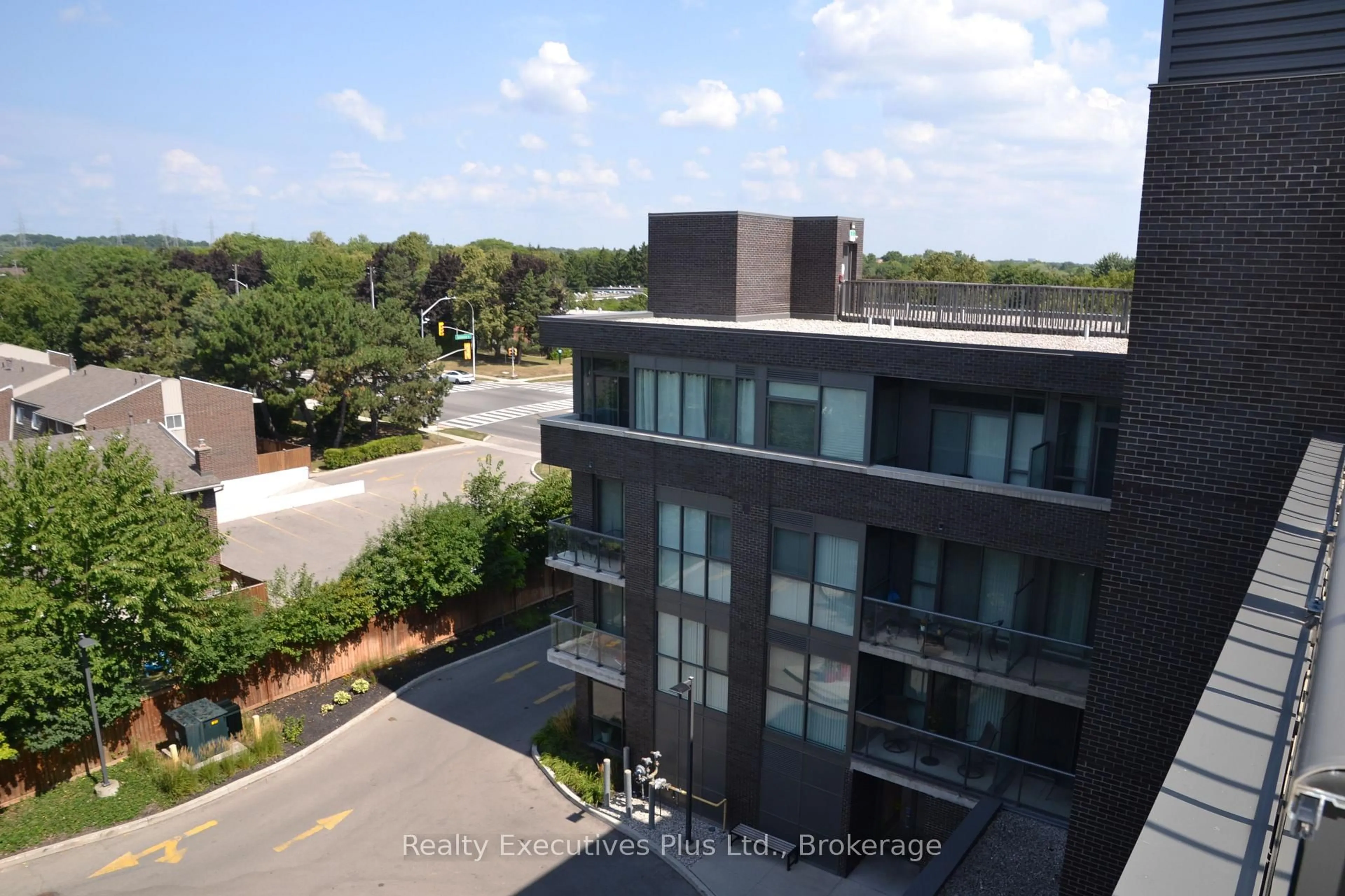 A pic from outside/outdoor area/front of a property/back of a property/a pic from drone, city buildings view from balcony for 1284 Guelph Line #201, Burlington Ontario L7P 0T9