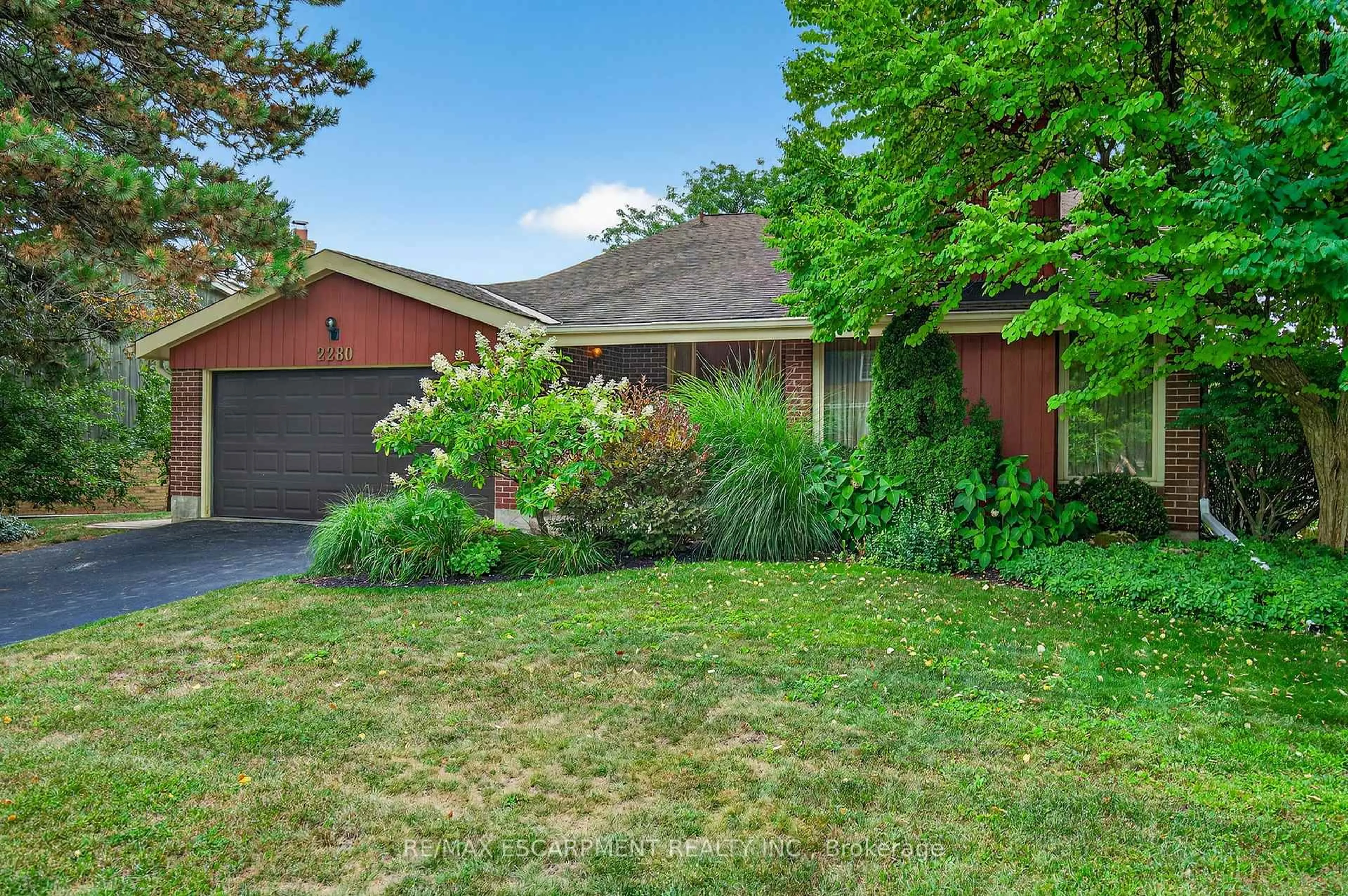 Unknown for 2280 Mansfield Dr, Burlington Ontario L7P 3J4