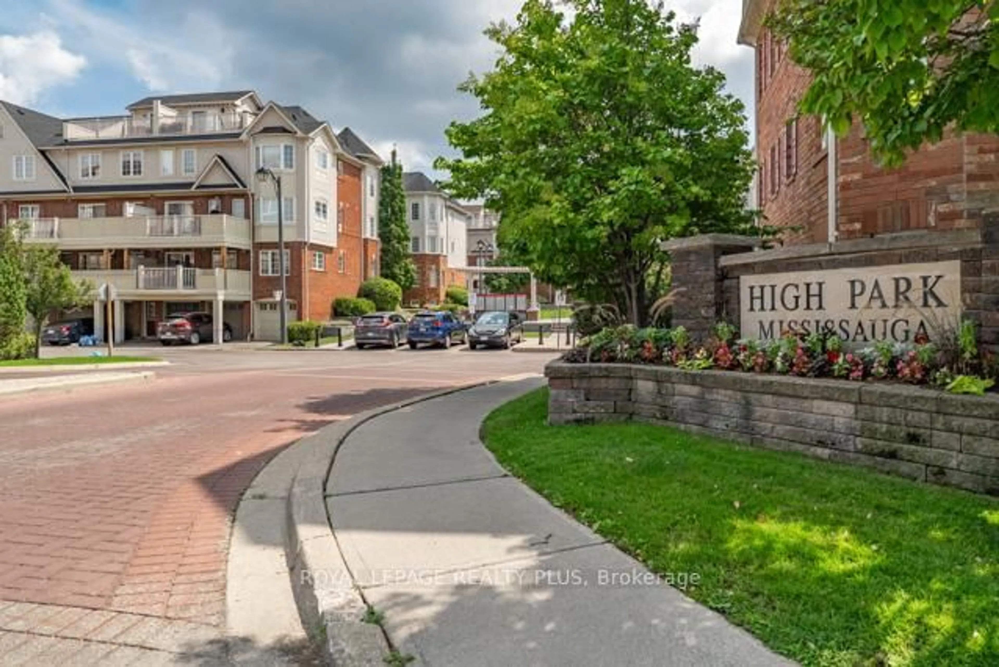 Unknown for 700 Neighbourhood Circ #4, Mississauga Ontario L5B 0A6