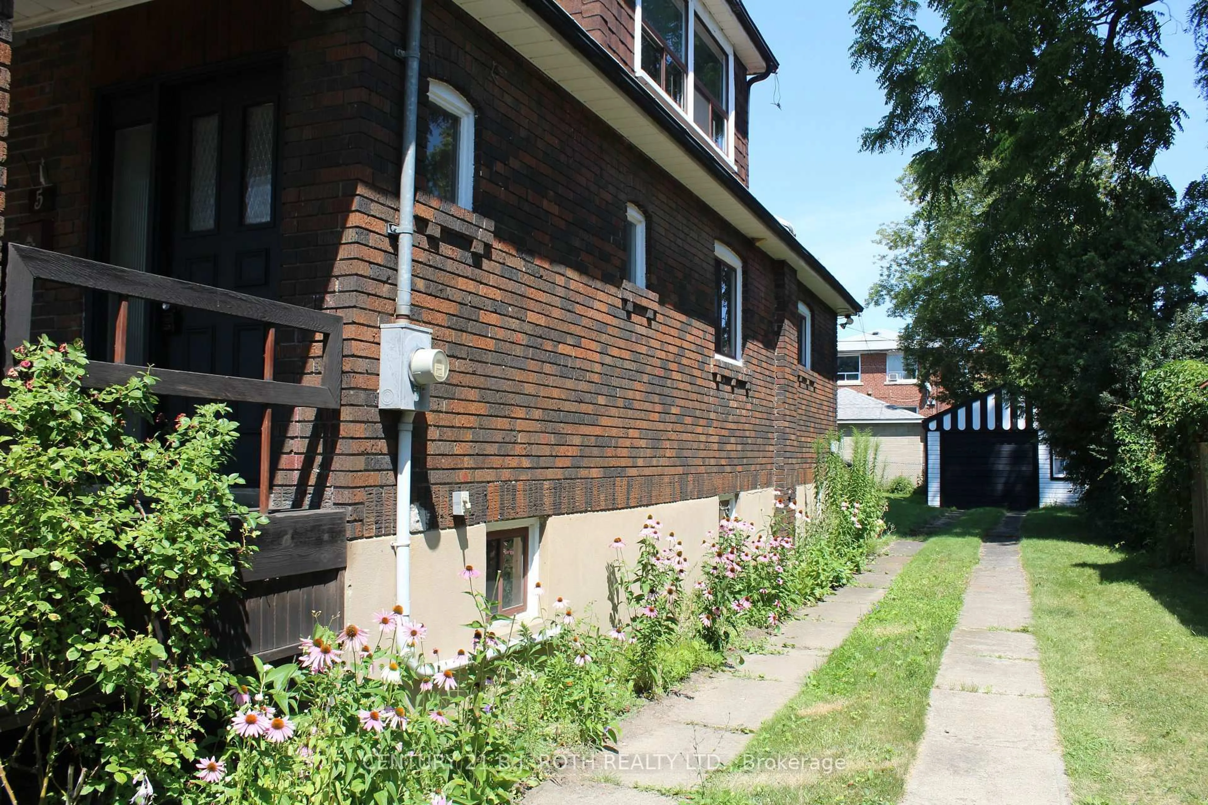 Home with brick exterior material, street for 5 Twentieth St, Toronto Ontario M8V 3L5