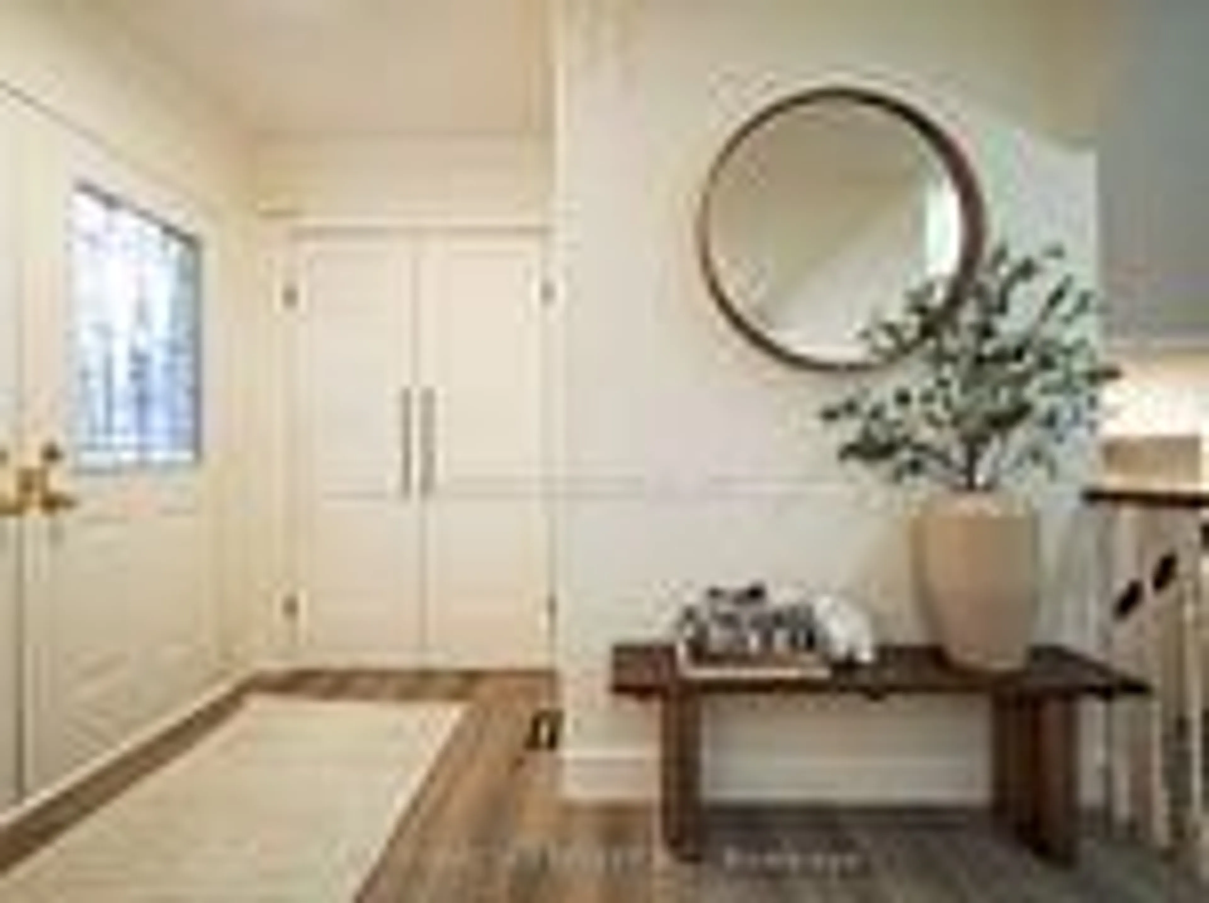 Indoor entryway for 5827 Rainberry Dr, Mississauga Ontario L5M 6S2