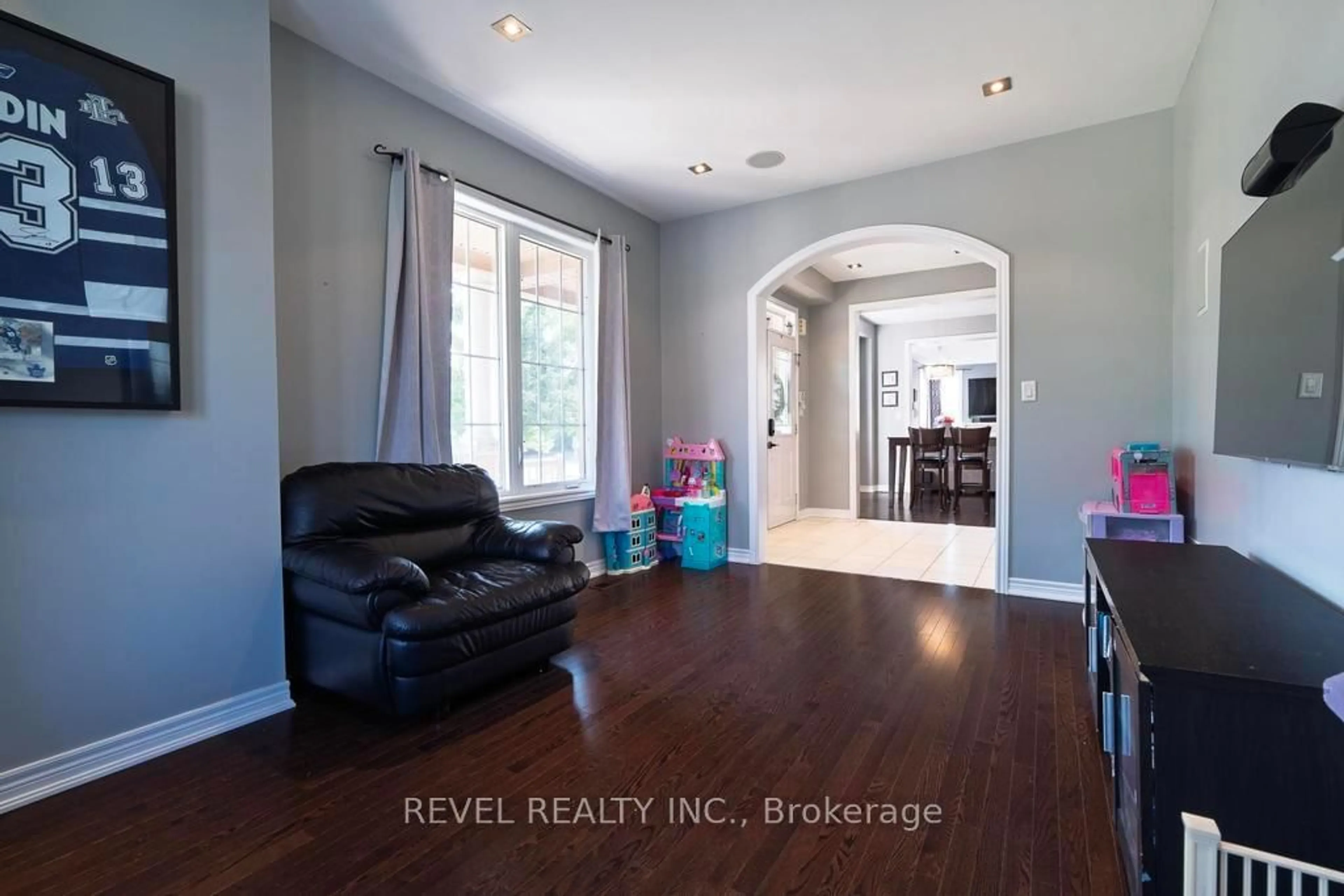 Unknown for 1 Coastline Dr, Brampton Ontario L6Y 0B4