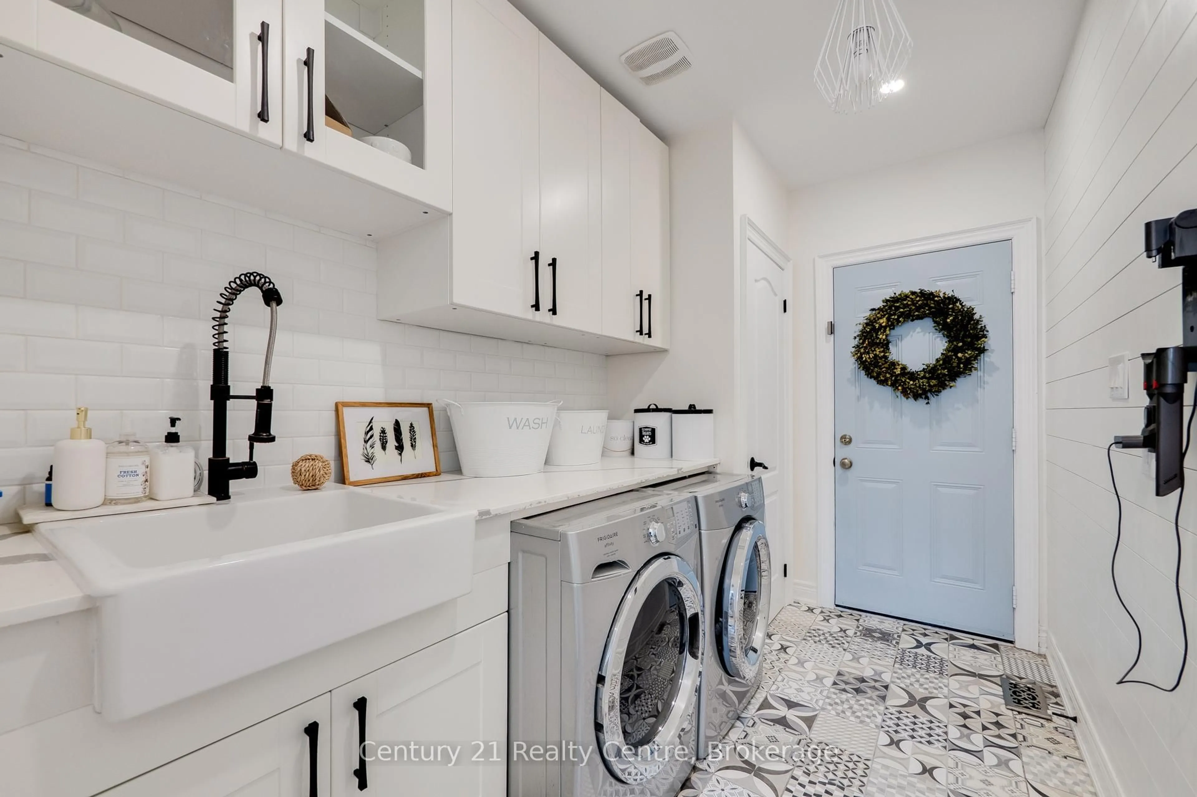 Laundry room for 741 Wettlaufer Terr, Milton Ontario L9T 8M8