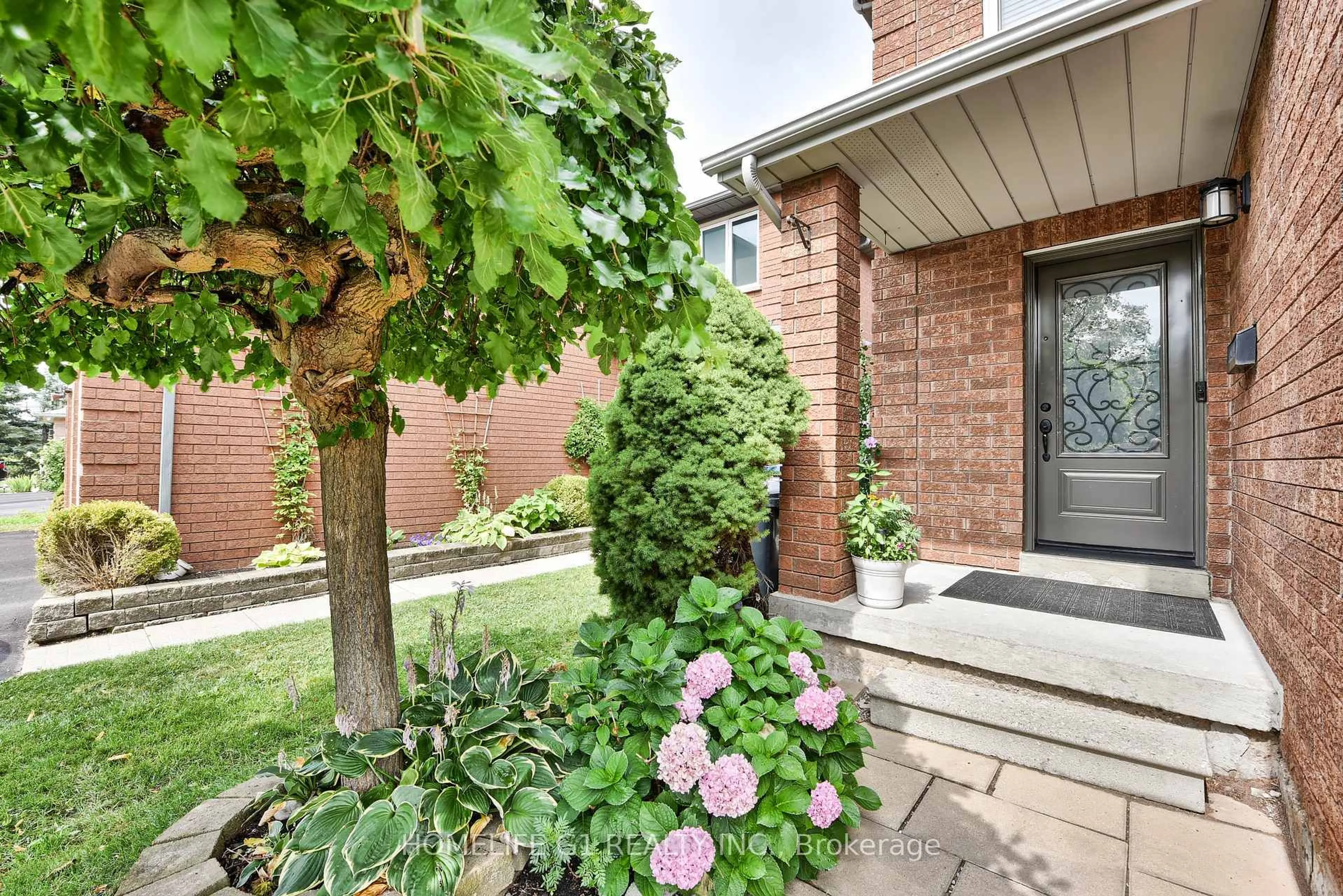 Unknown for 3817 Densbury Dr, Mississauga Ontario L5N 6Z3