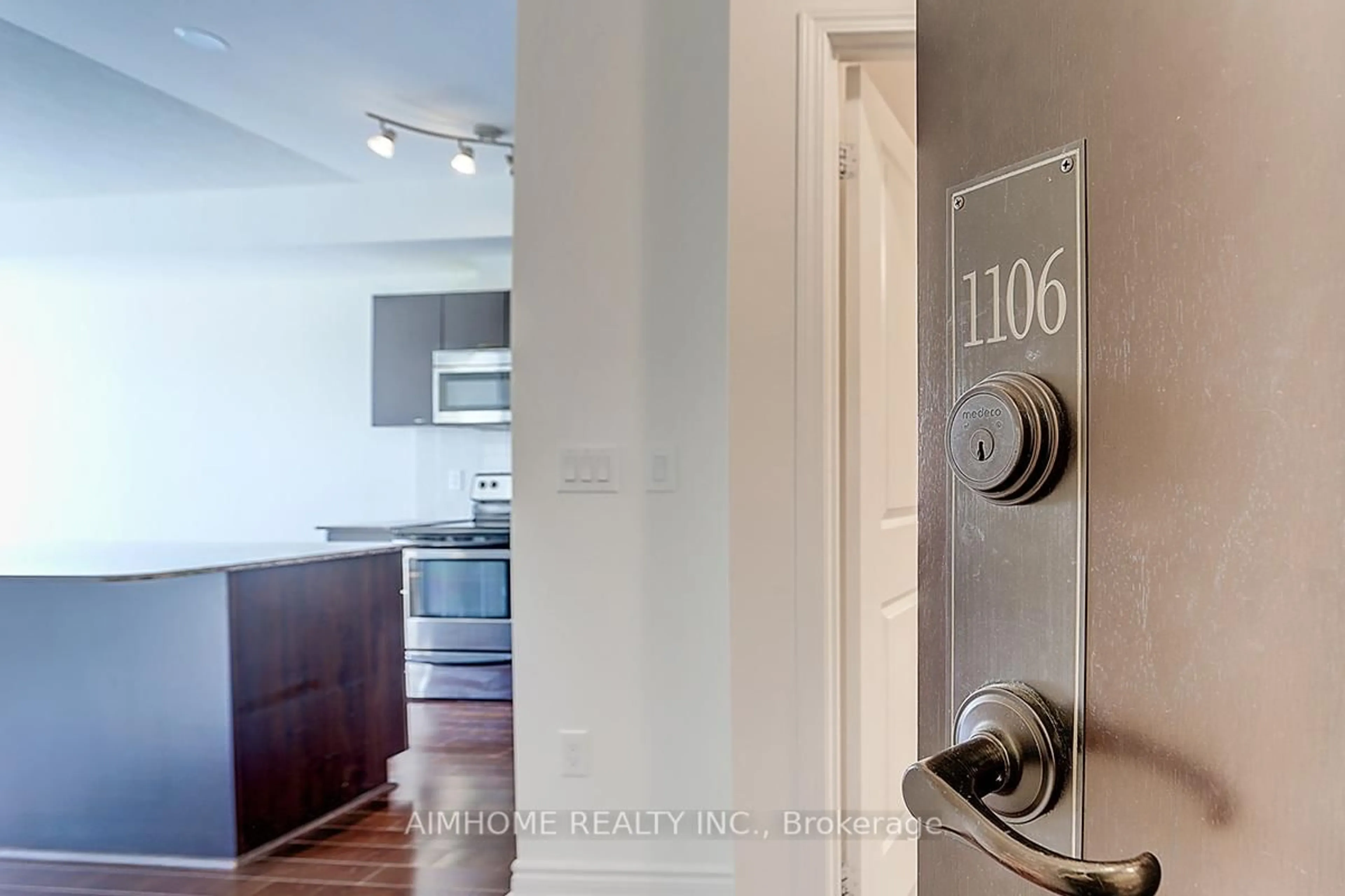 Indoor entryway for 385 Prince Of Wales Dr #1106, Mississauga Ontario L5B 0C6