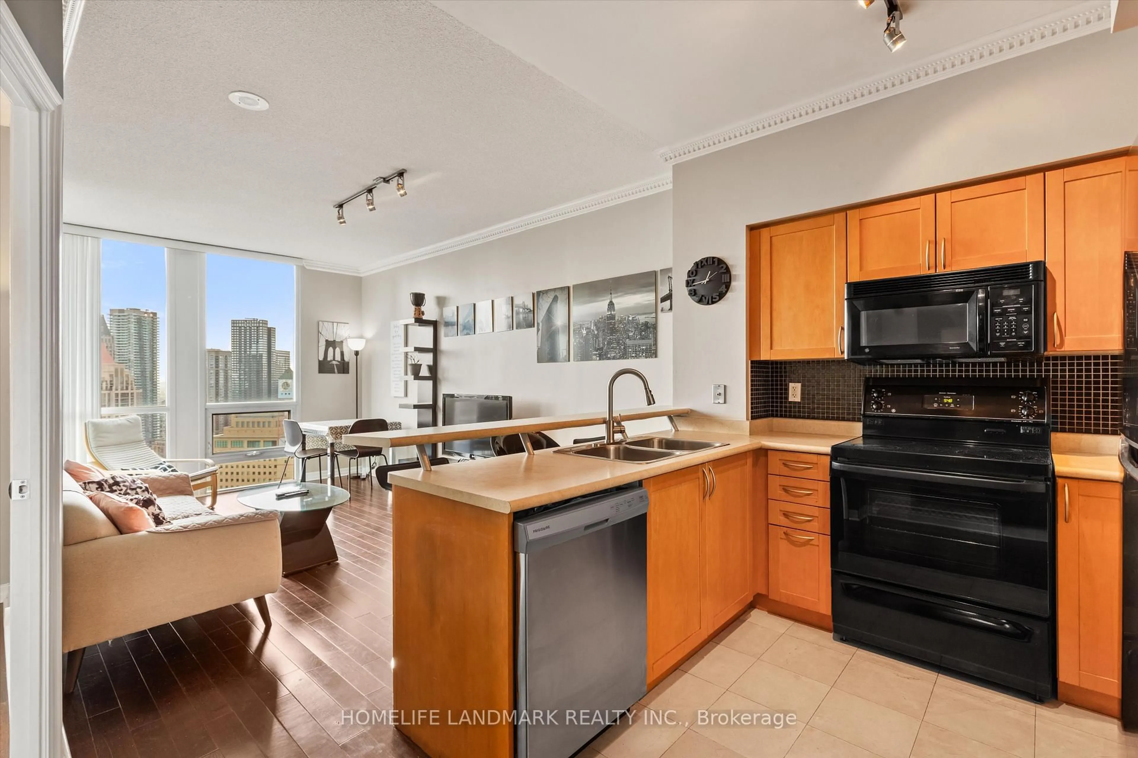 Open concept kitchen, unknown for 3939 Duke Of York Blvd #3110, Mississauga Ontario L5B 4N2