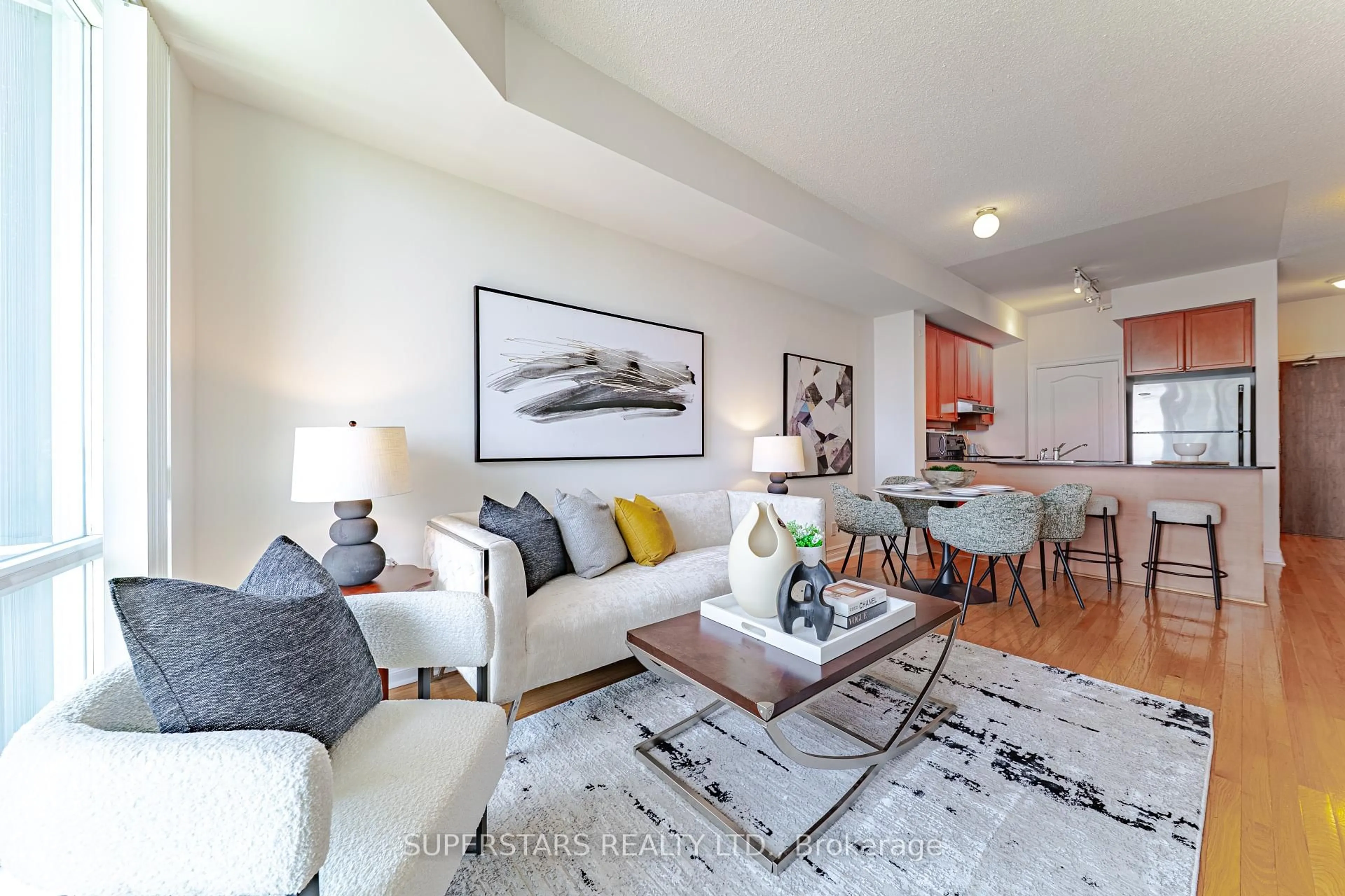 Living room with furniture, unknown for 1 Elm Dr #2604, Mississauga Ontario L5B 4M1