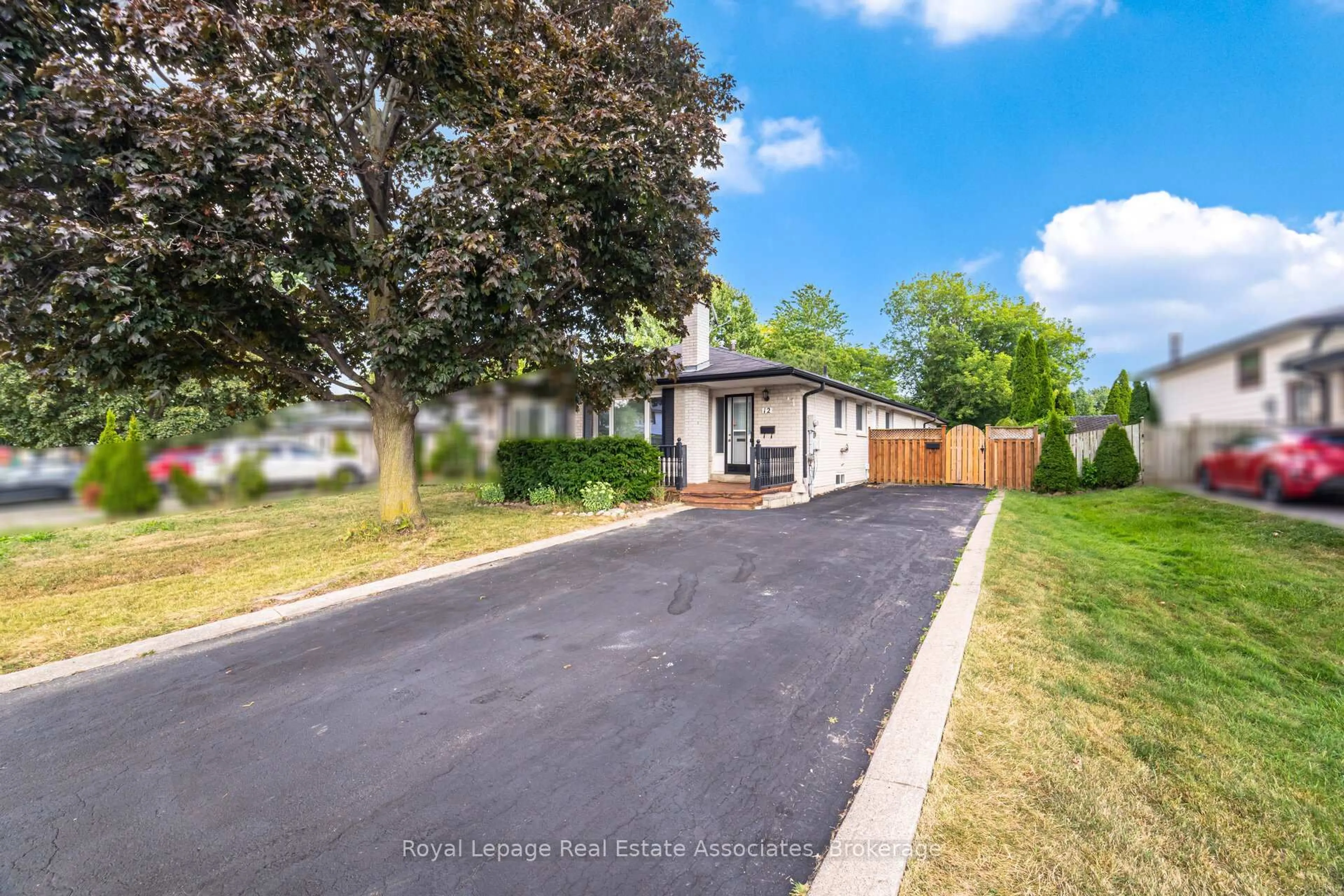 A pic from outside/outdoor area/front of a property/back of a property/a pic from drone, street for 12 Gulliver Cres, Brampton Ontario L6S 1S9
