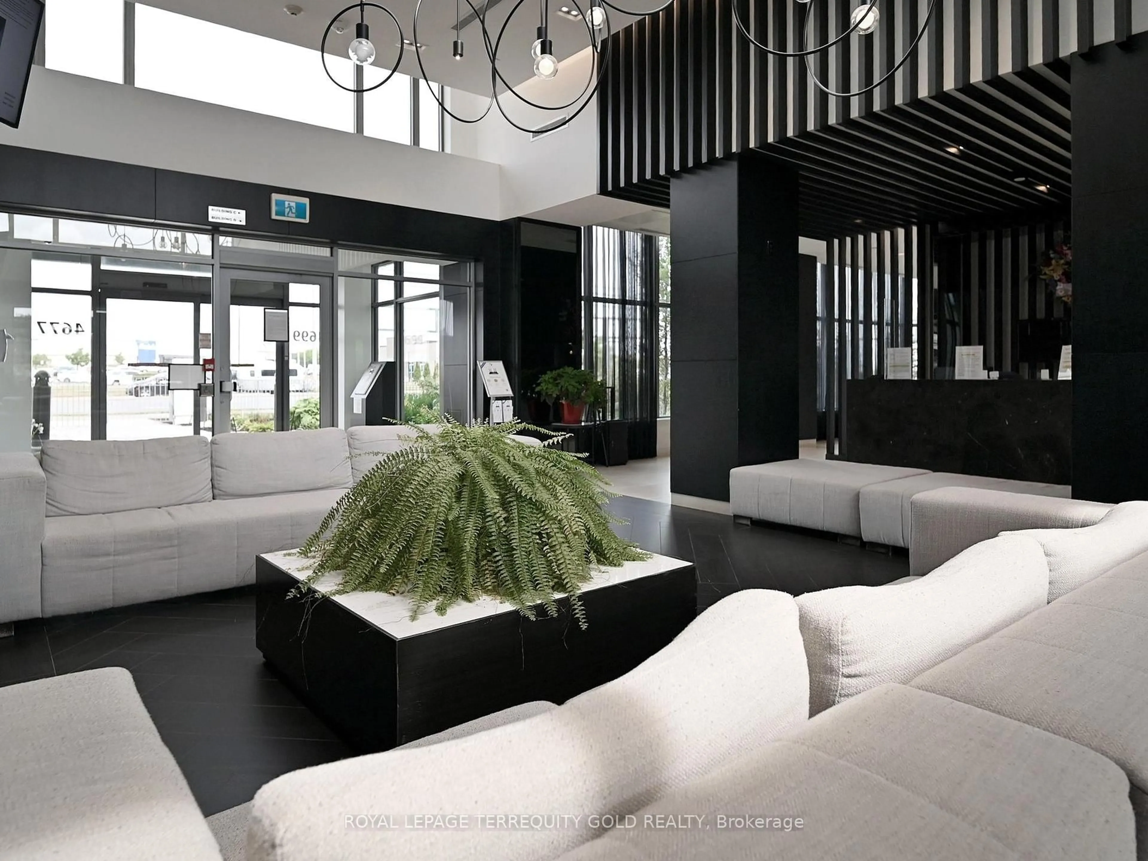 Lobby for 4699 Glen Erin Dr #1703, Mississauga Ontario L5M 2E5