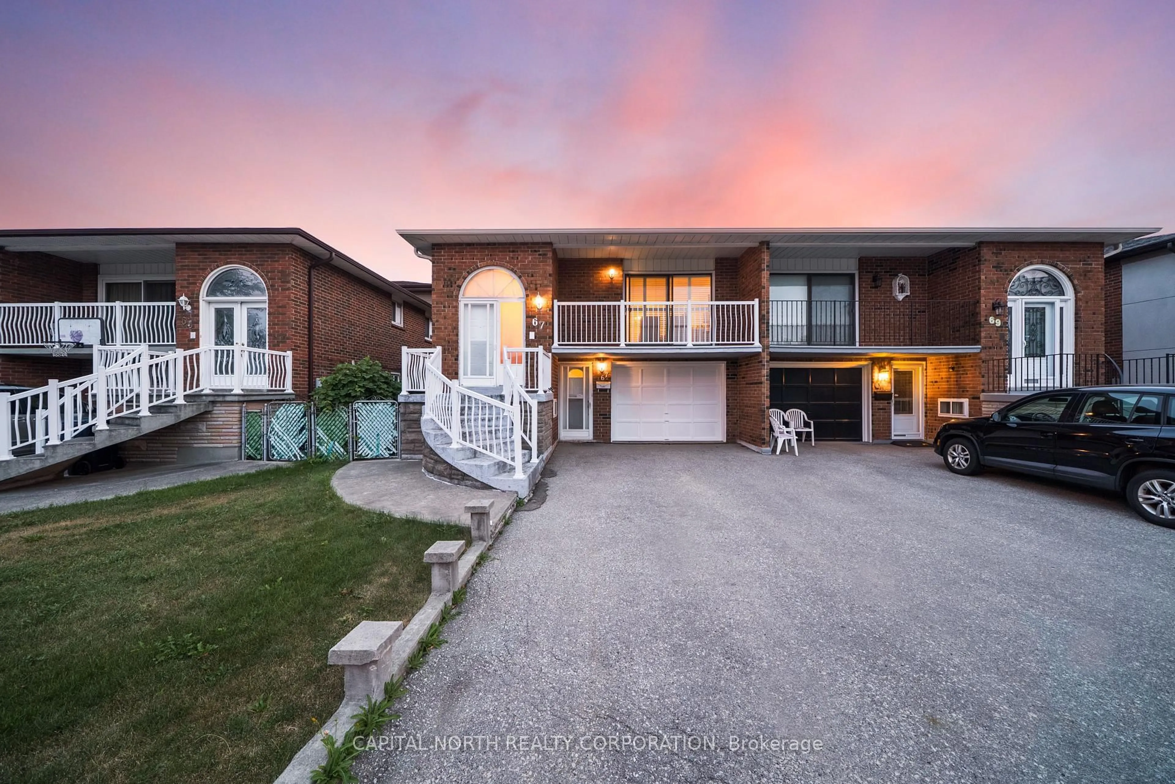 A pic from outside/outdoor area/front of a property/back of a property/a pic from drone, street for 67 John Lindsay Crt, Toronto Ontario M3L 2L1