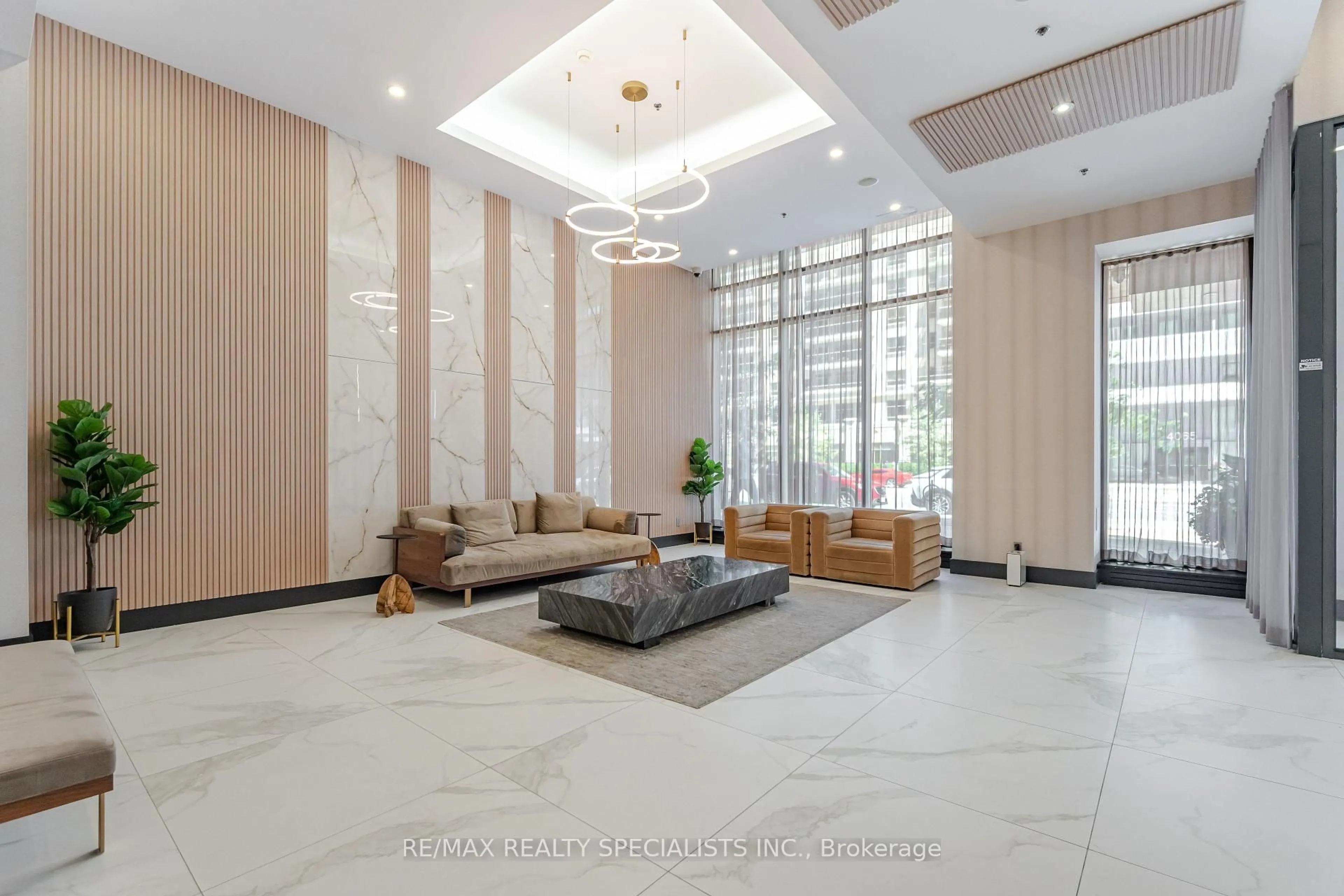 Lobby for 4070 Confederation Pkwy #3609, Mississauga Ontario L5B 0E9