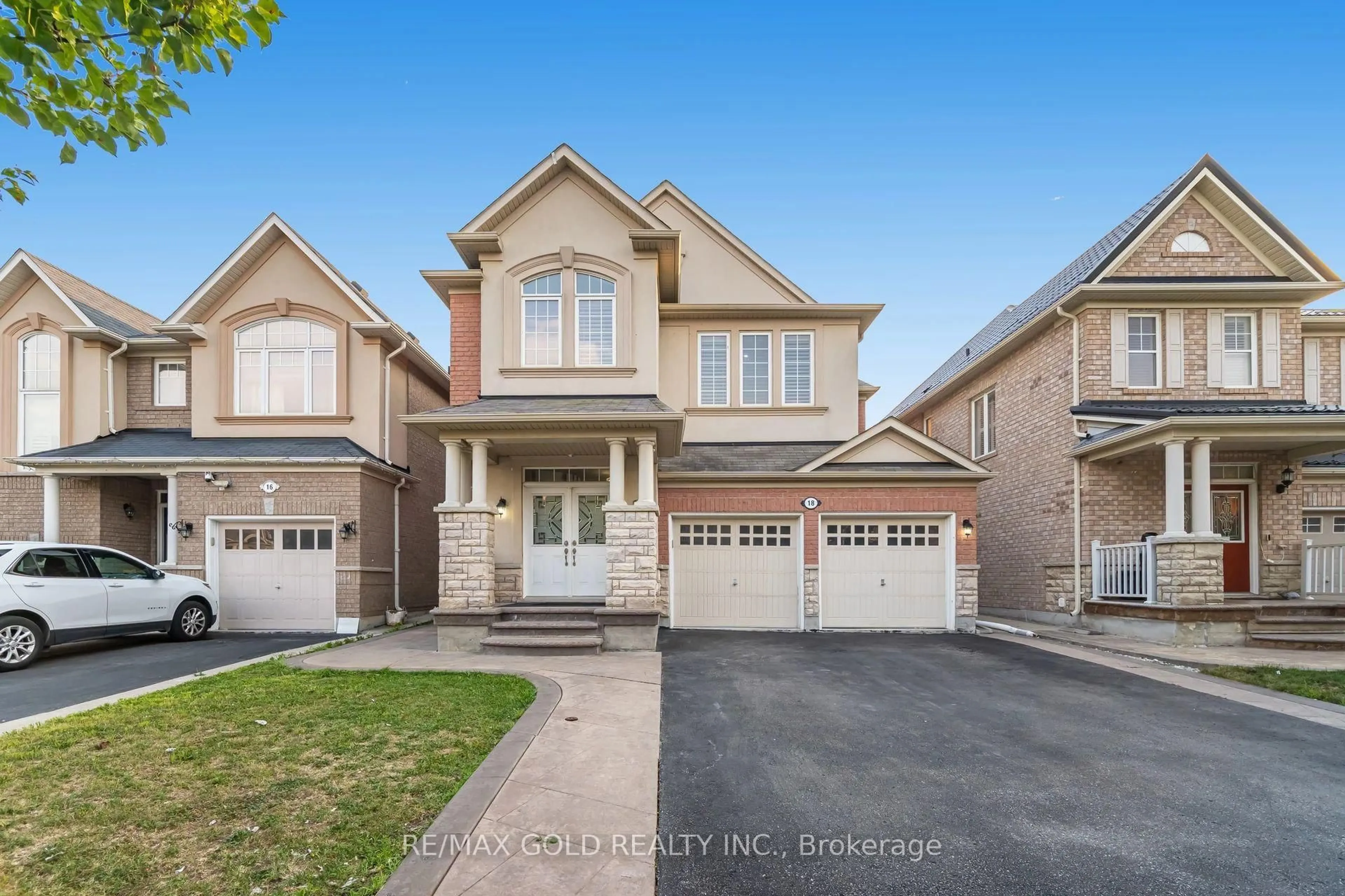 Home with brick exterior material, street for 18 Seascape Cres, Brampton Ontario L6P 3C4