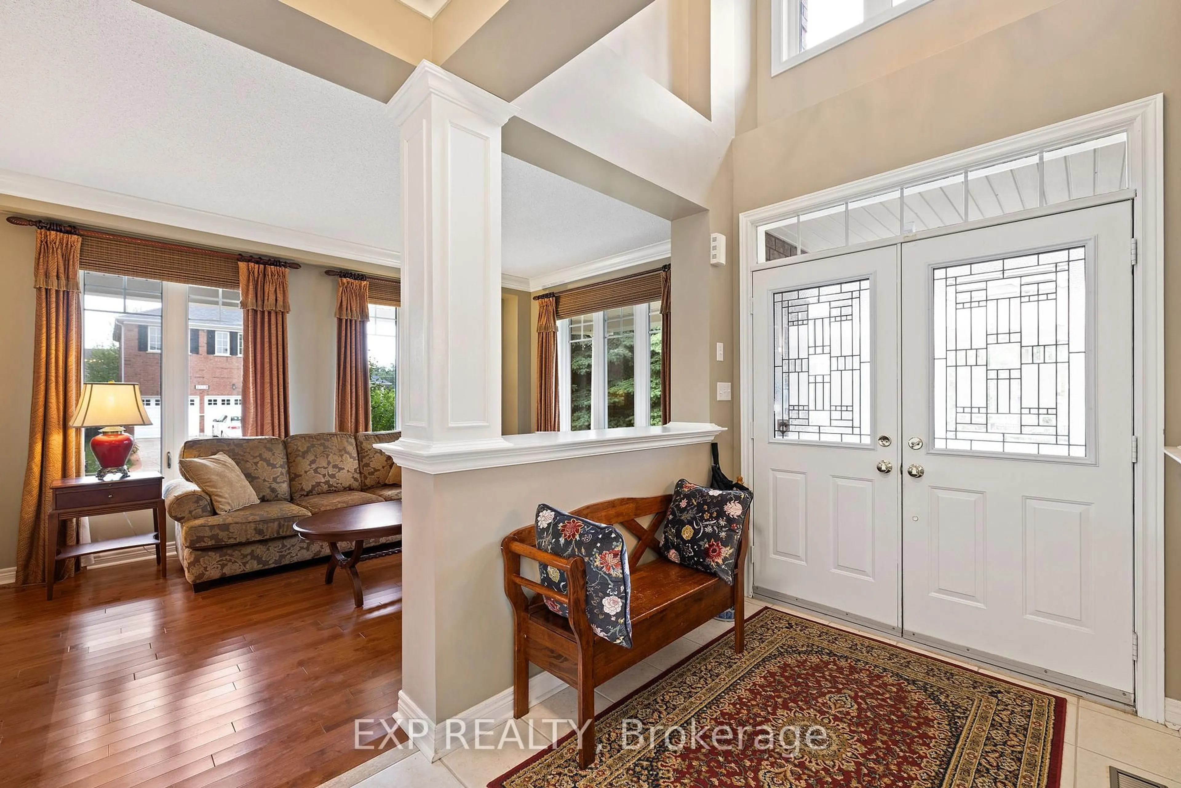Indoor entryway for 3117 Splendour Pl, Mississauga Ontario L5M 6V9