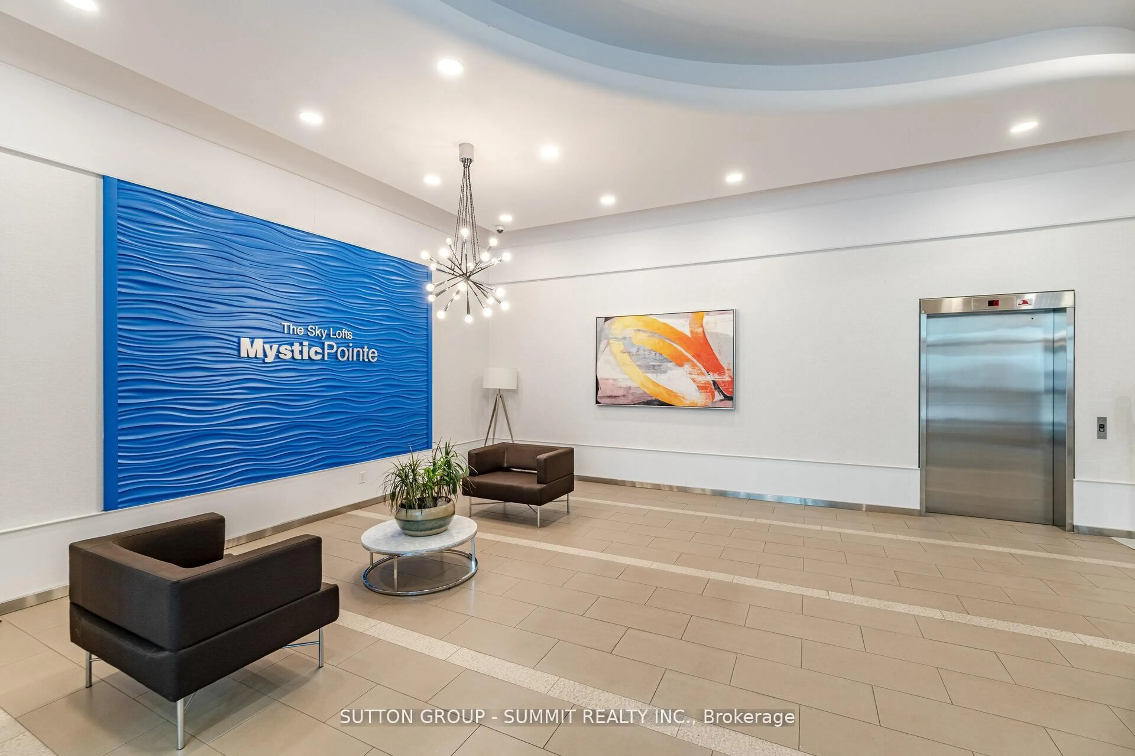 Indoor foyer for 250 MANITOBA St #709, Toronto Ontario M8Y 4G8
