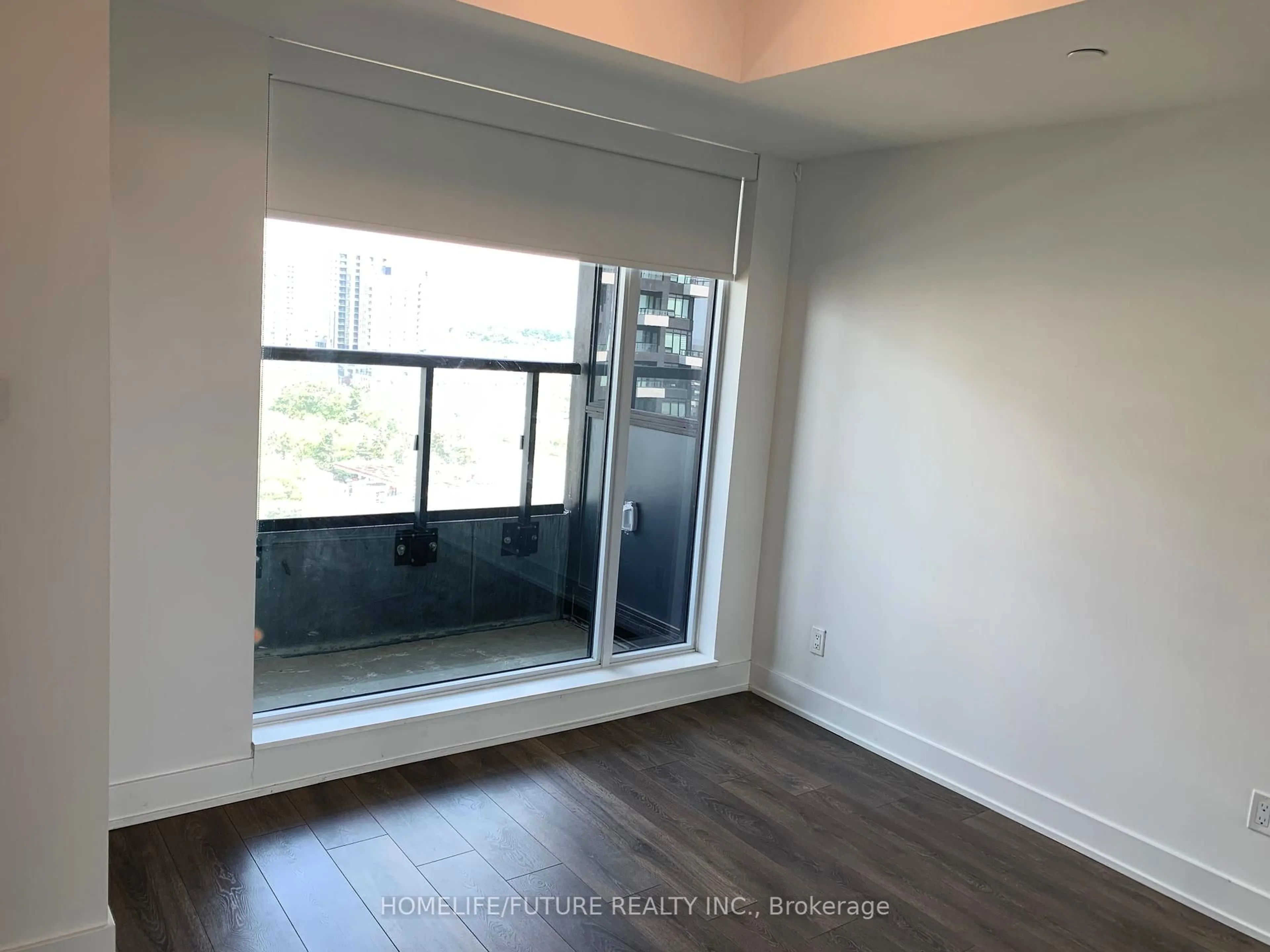 A pic of a room for 2485 Taunton Rd #1024, Oakville Ontario L6H 3R8