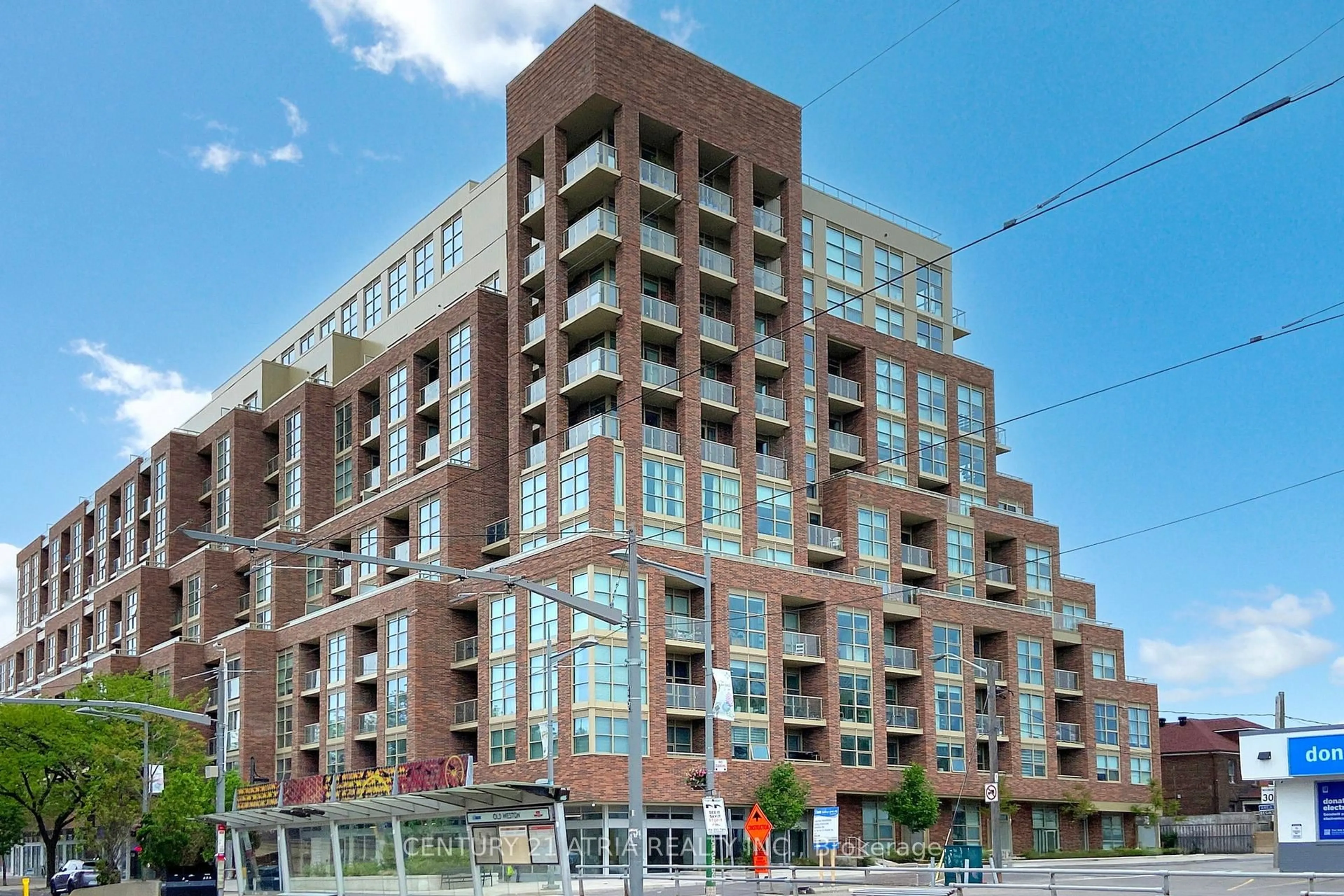 Patio, building for 1787 St Clair Ave #607, Toronto Ontario M6N 1J6
