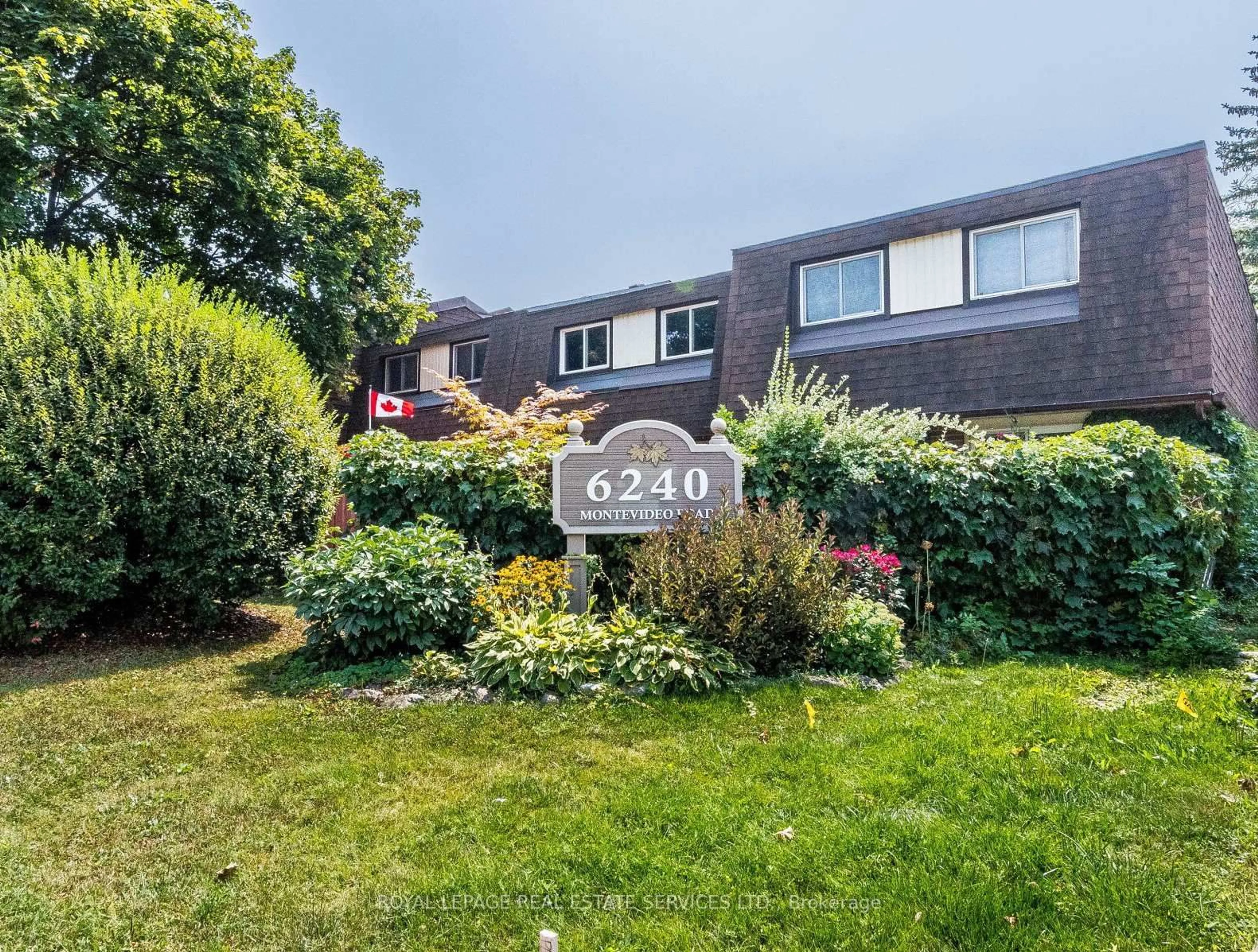 A pic from outside/outdoor area/front of a property/back of a property/a pic from drone, street for 6240 Montevideo Rd #9, Mississauga Ontario L5N 2N7