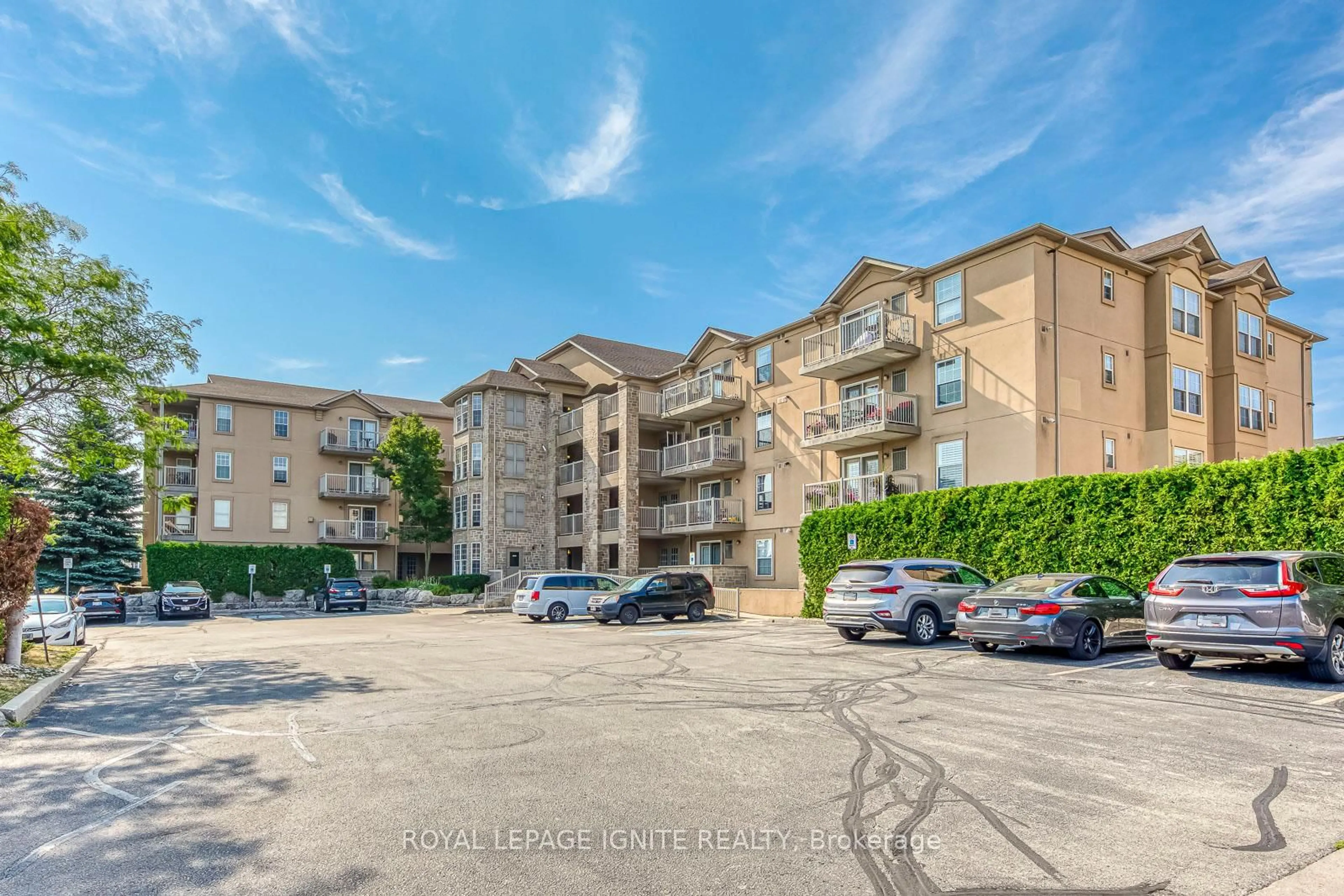 A pic from outside/outdoor area/front of a property/back of a property/a pic from drone, unknown for 1820 Walkers Line #211, Burlington Ontario L7M 4V4