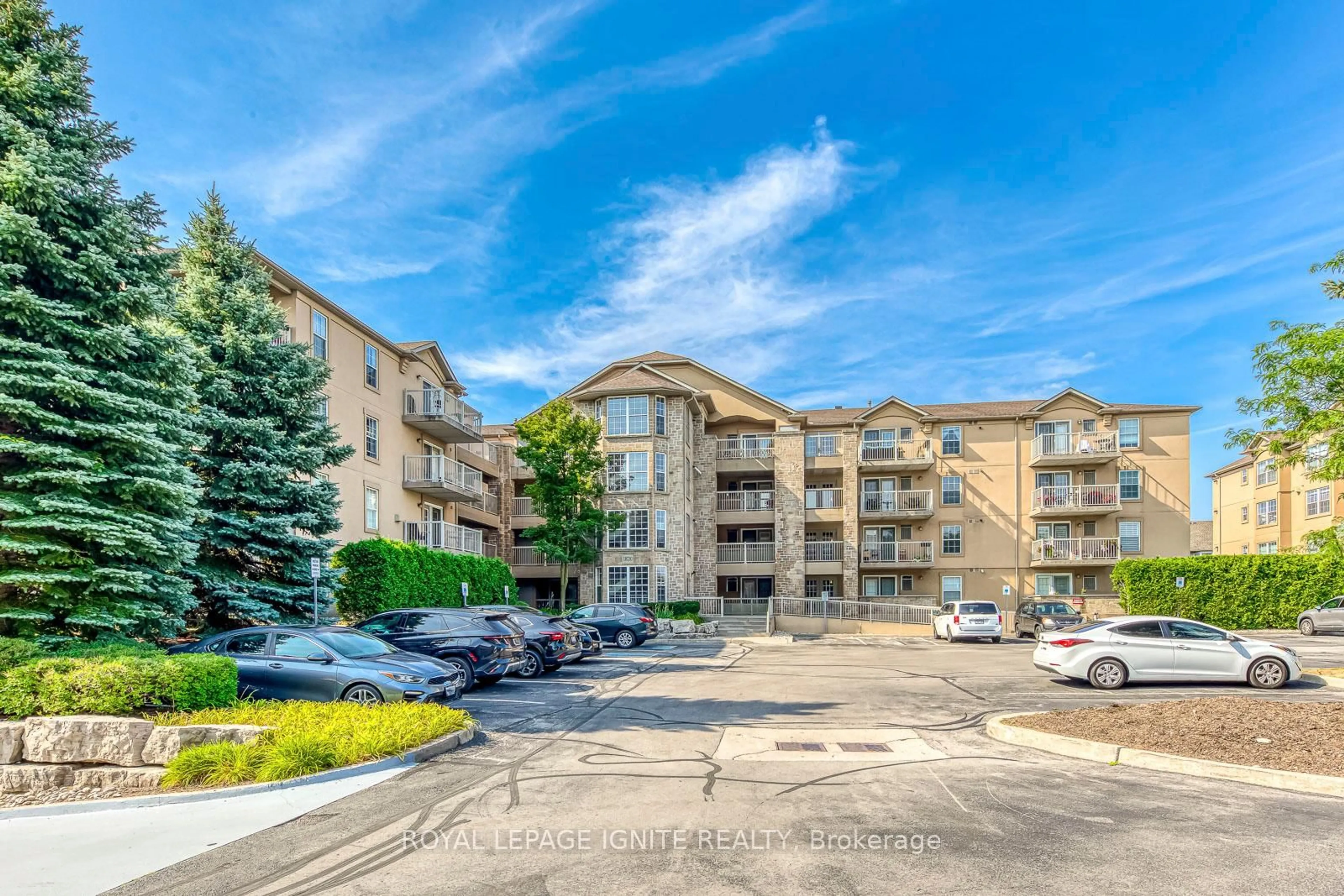 A pic from outside/outdoor area/front of a property/back of a property/a pic from drone, unknown for 1820 Walkers Line #211, Burlington Ontario L7M 4V4